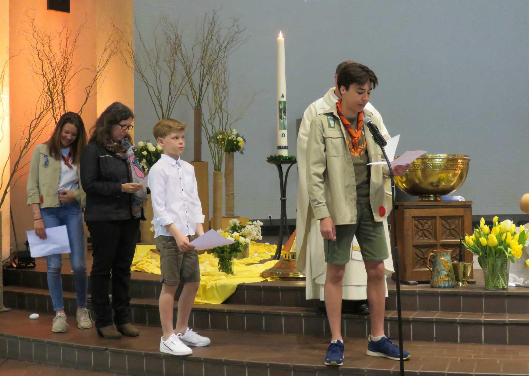 Pasen - Schuldbelijdenis door Scouts