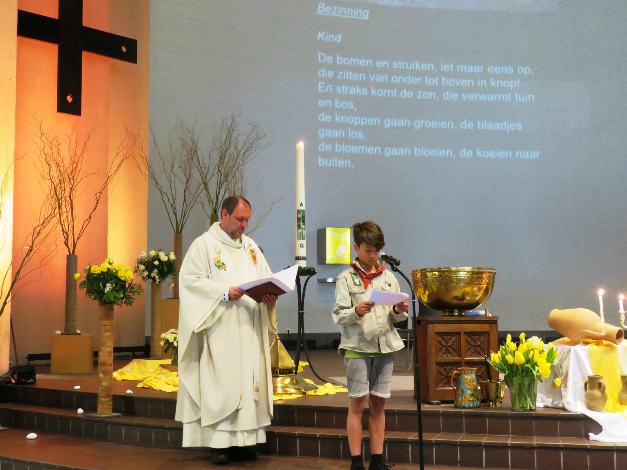 Pasen - Bezinning na de communie door iemand van de Scouts