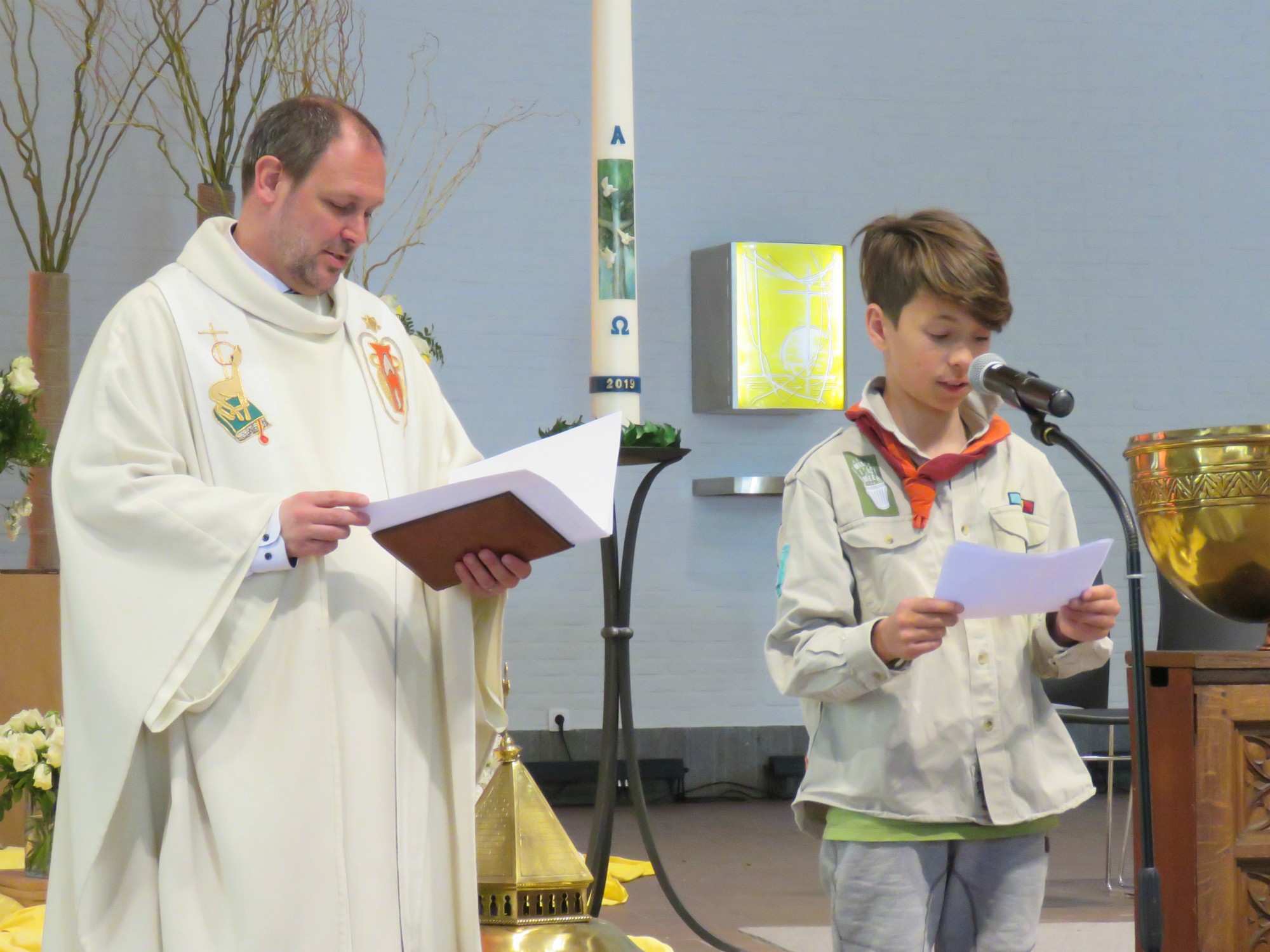 Pasen - Bezinning na de communie door iemand van de Scouts