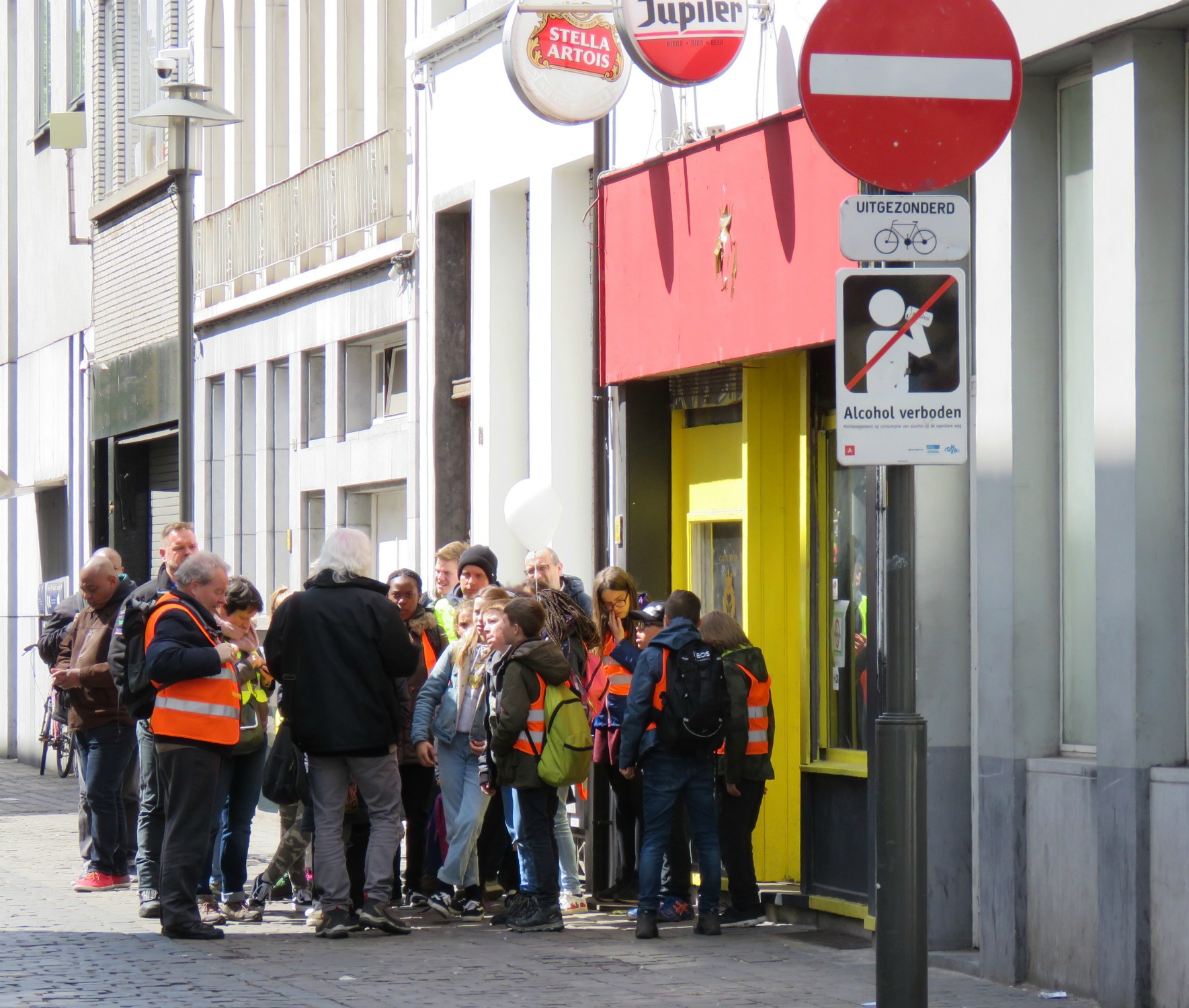 Nog andere gemeenschappen vinden in de Lange Beeldekensstraat onderdak