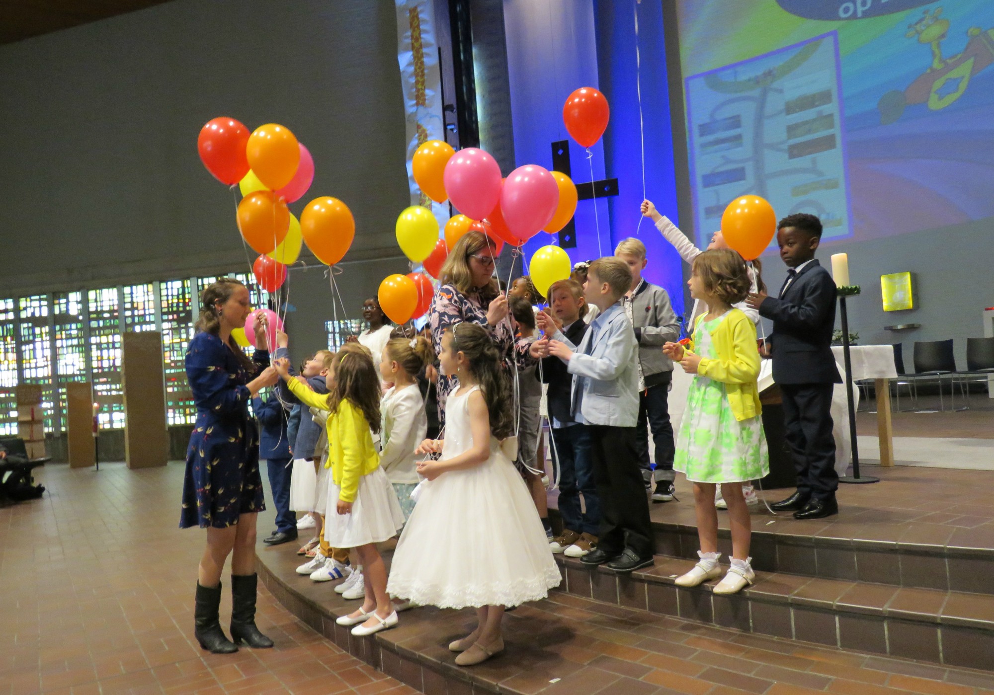 Eerste communie 2019 - Sint-Anna-ten-Drieënkerk, Antwerpen Linkeroever