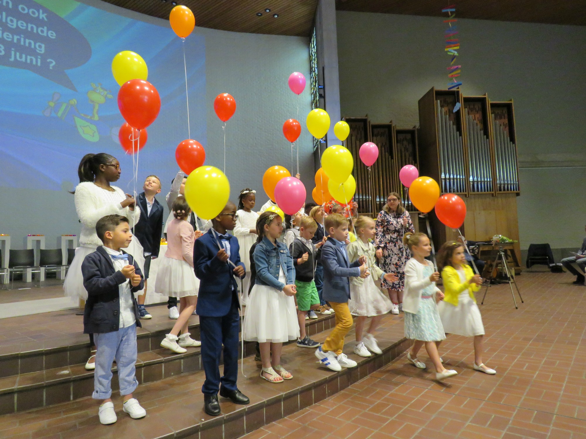 Eerste communie 2019 - Sint-Anna-ten-Drieënkerk, Antwerpen Linkeroever