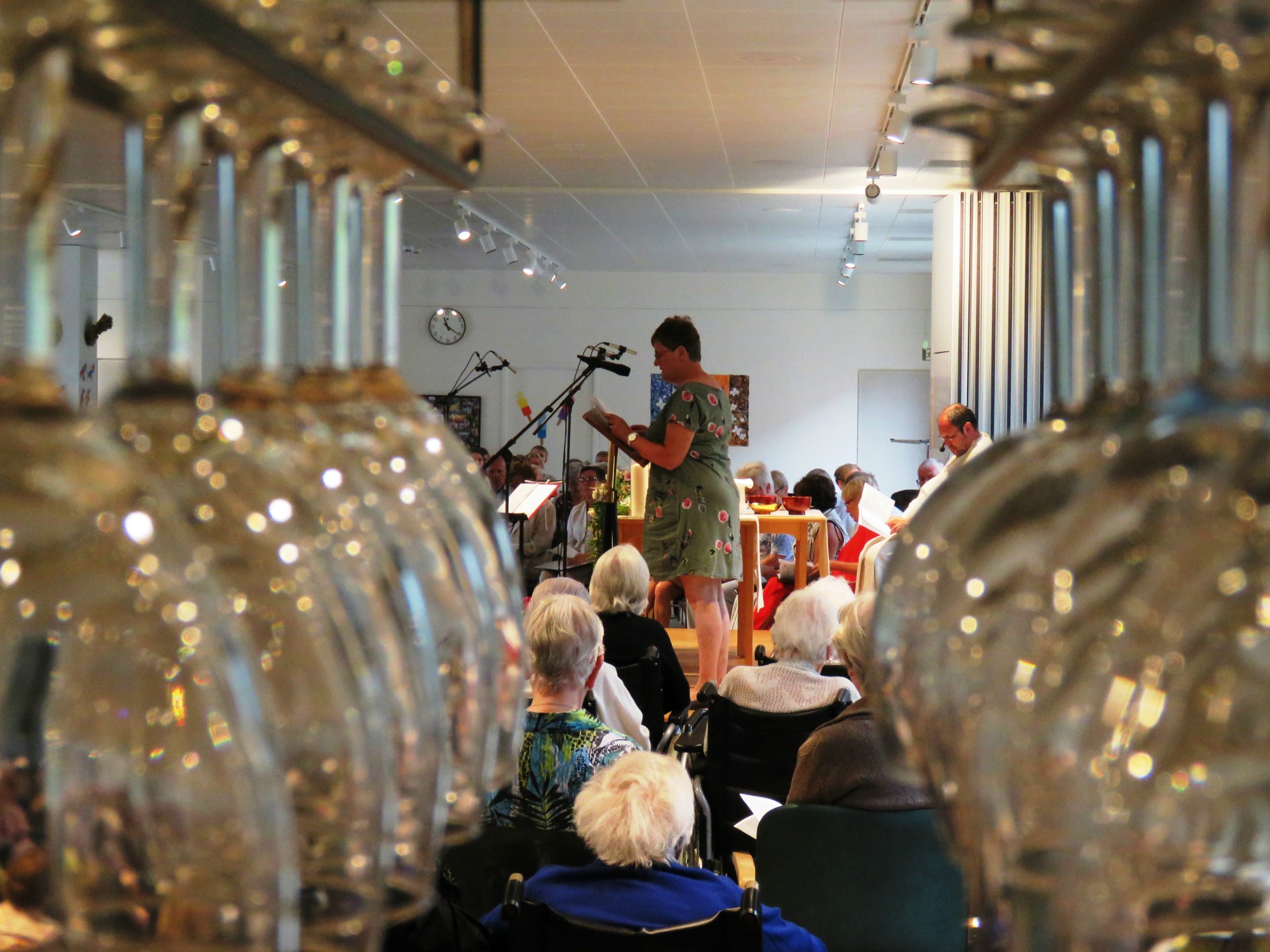 Viering moederdag in WZC Hof ter Schelde