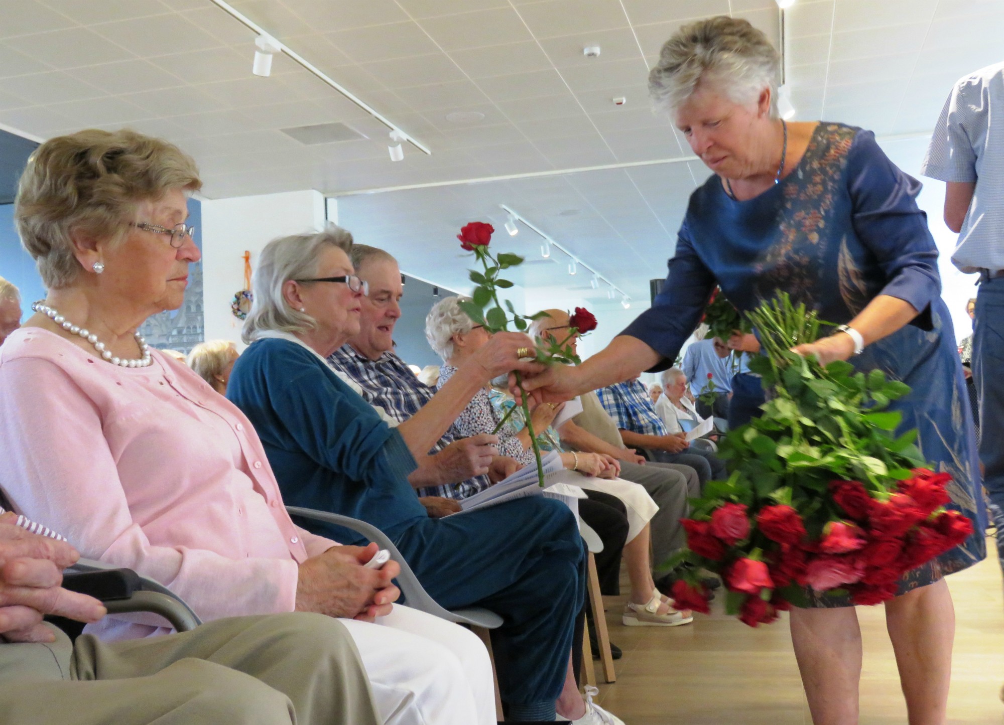 Viering moederdag in WZC Hof ter Schelde