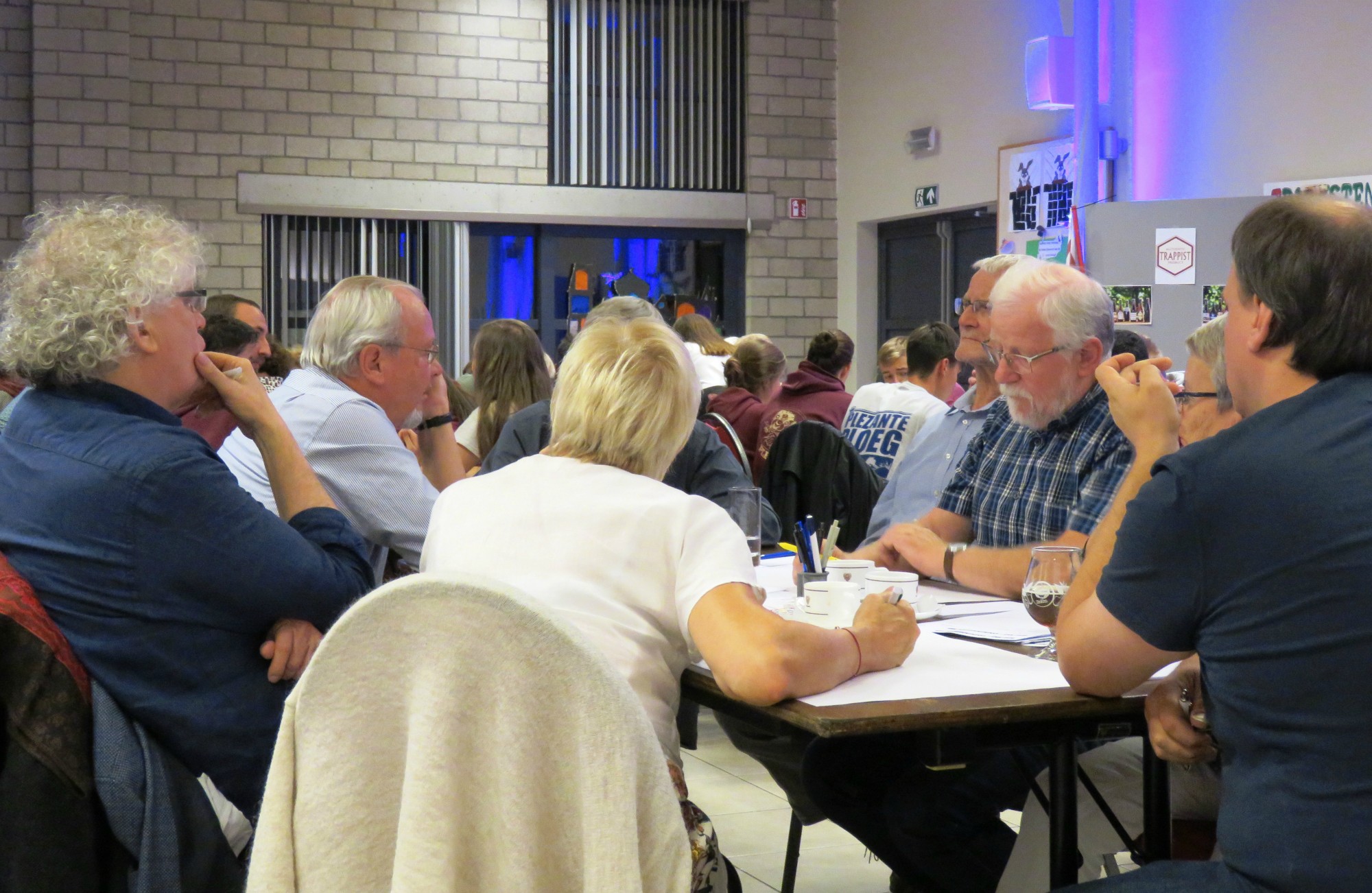 De zaal was helemaal volgelopen voor de Ludieke quiz