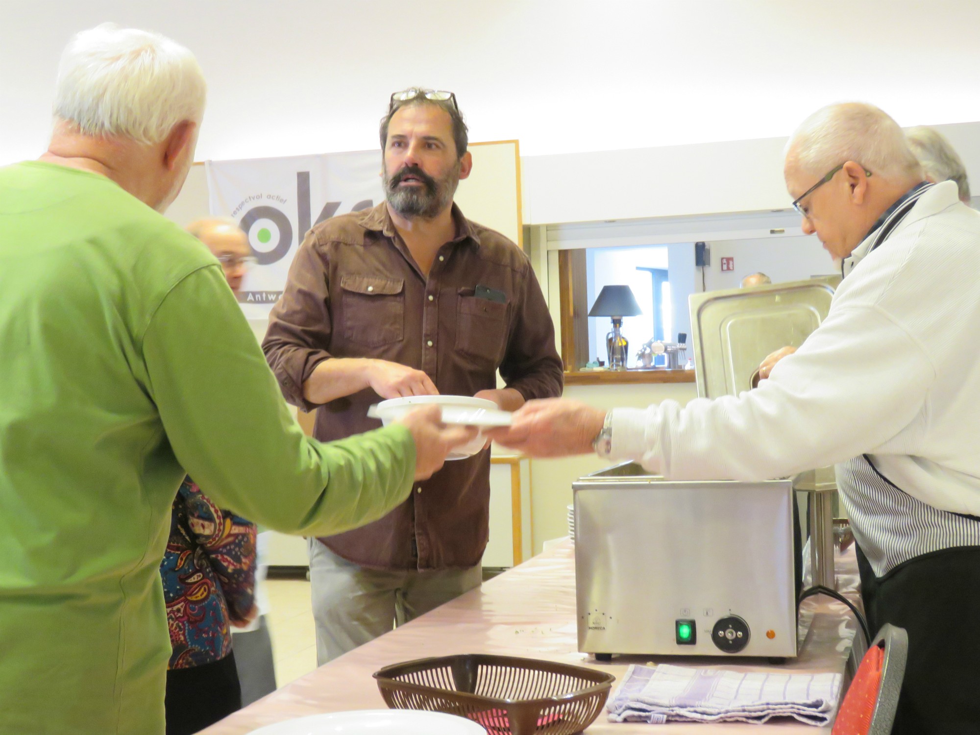 25e Sint-Maartensmaal in het Sint-Anneke Centrum o.l.v. kookploeg KWB