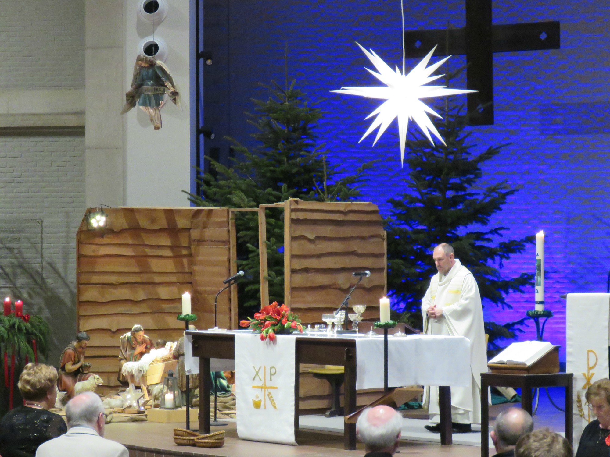 Kerstviering voorgegaan door Herman Augustyns