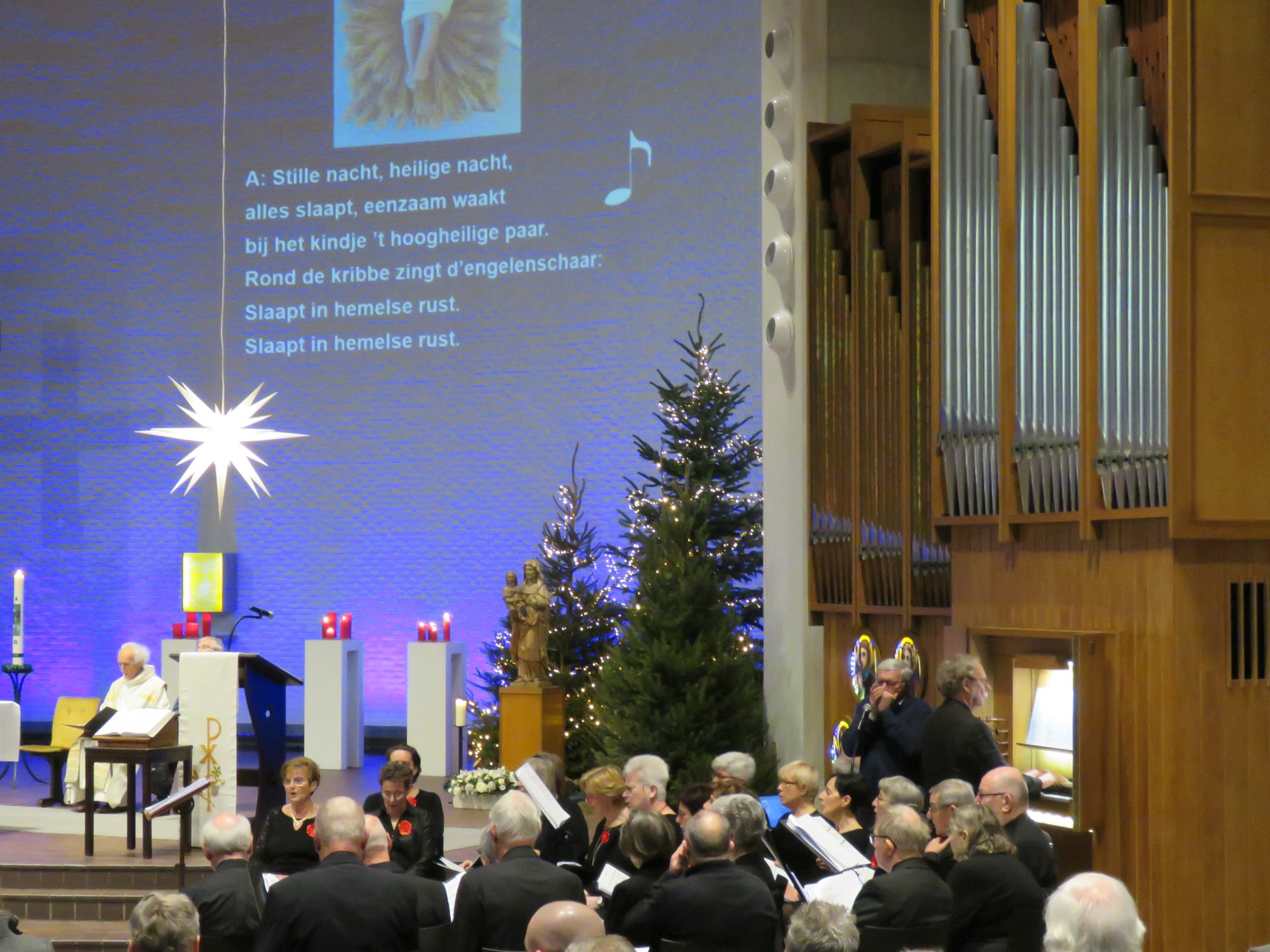 Stille Nacht met Jan Van Noten, mondharmonica en Joannes Thuy, orgel