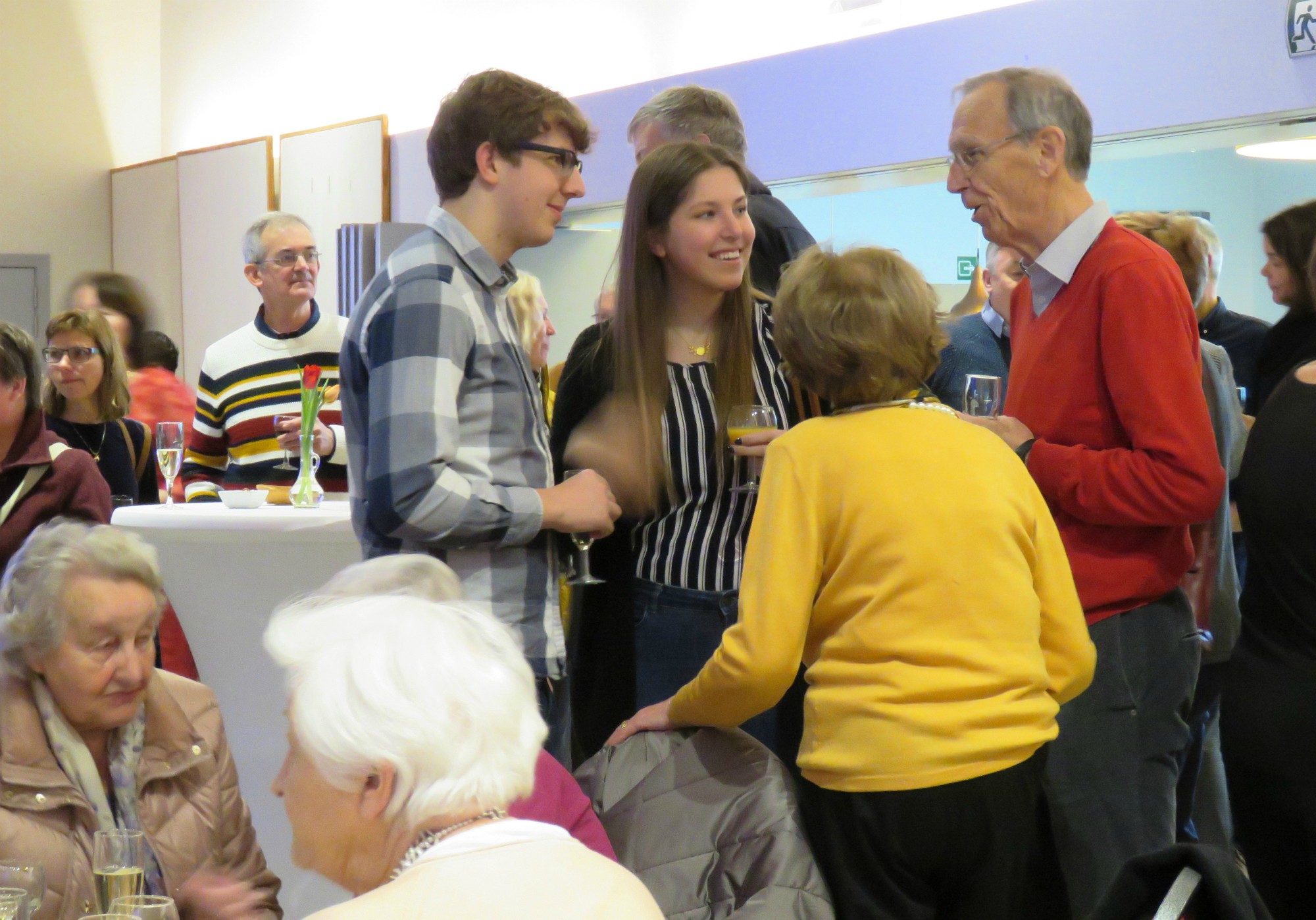 Heel veel volk op de nieuwjaarsreceptie van de Sint-Anna-ten-Drieënparochie