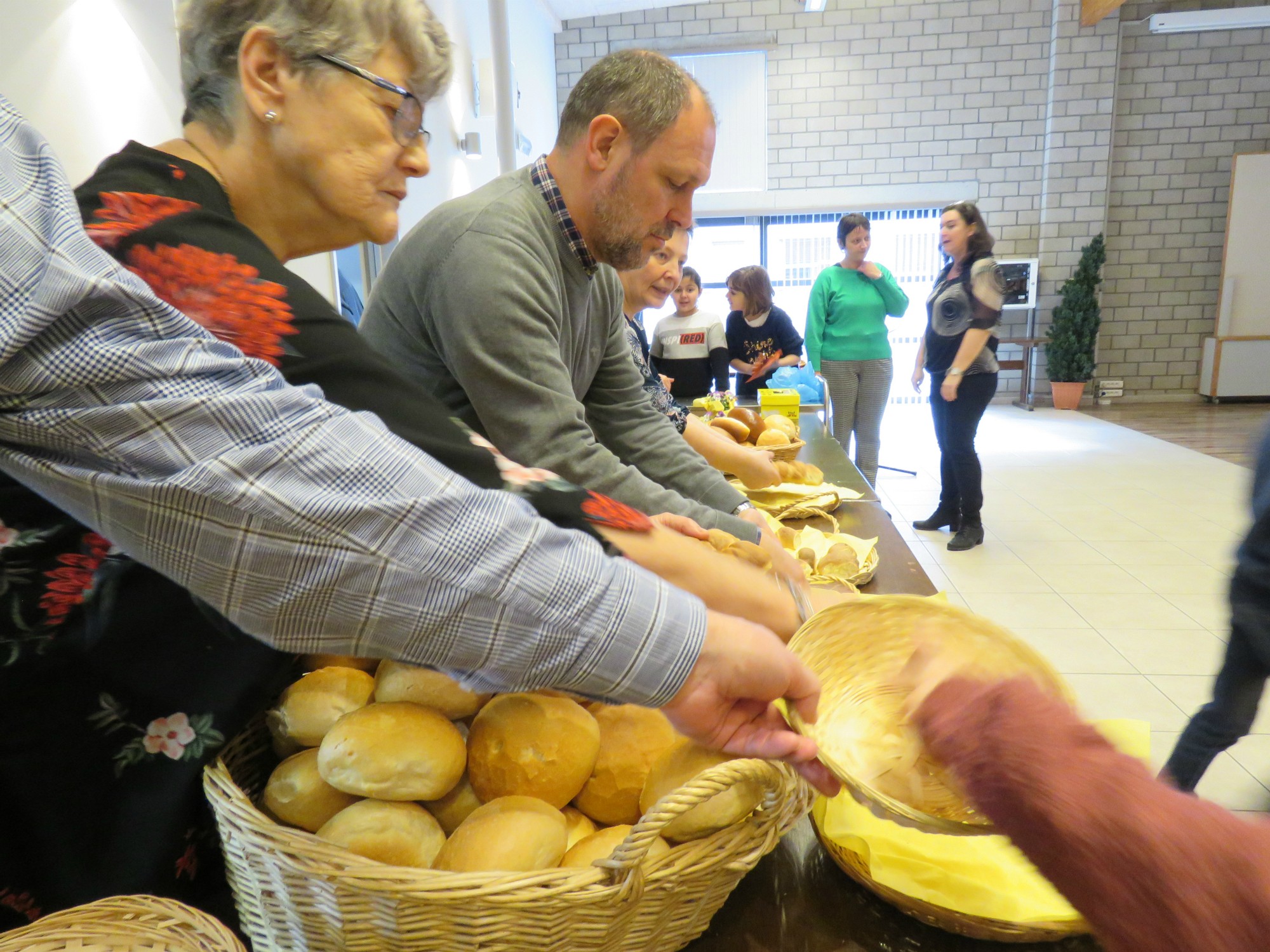 Delen van de vriendschapsbroden