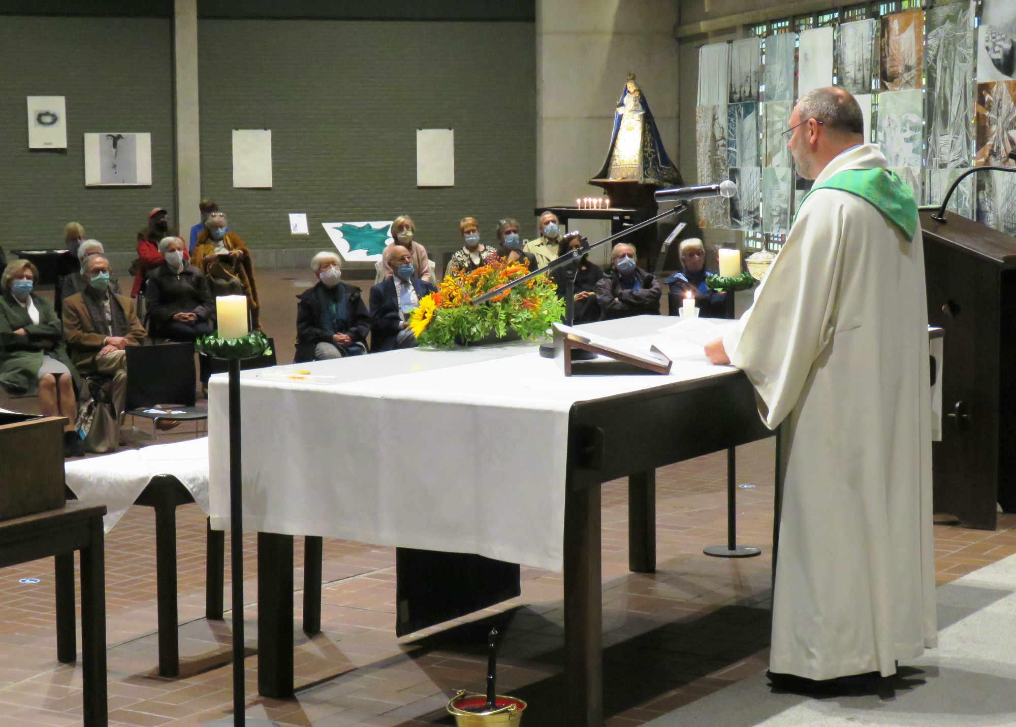 Ave Maria, tekst en muziek door Will Ferdy, uitgevoerd door Herman Augustyns en Joannes Thuy aan het orgel