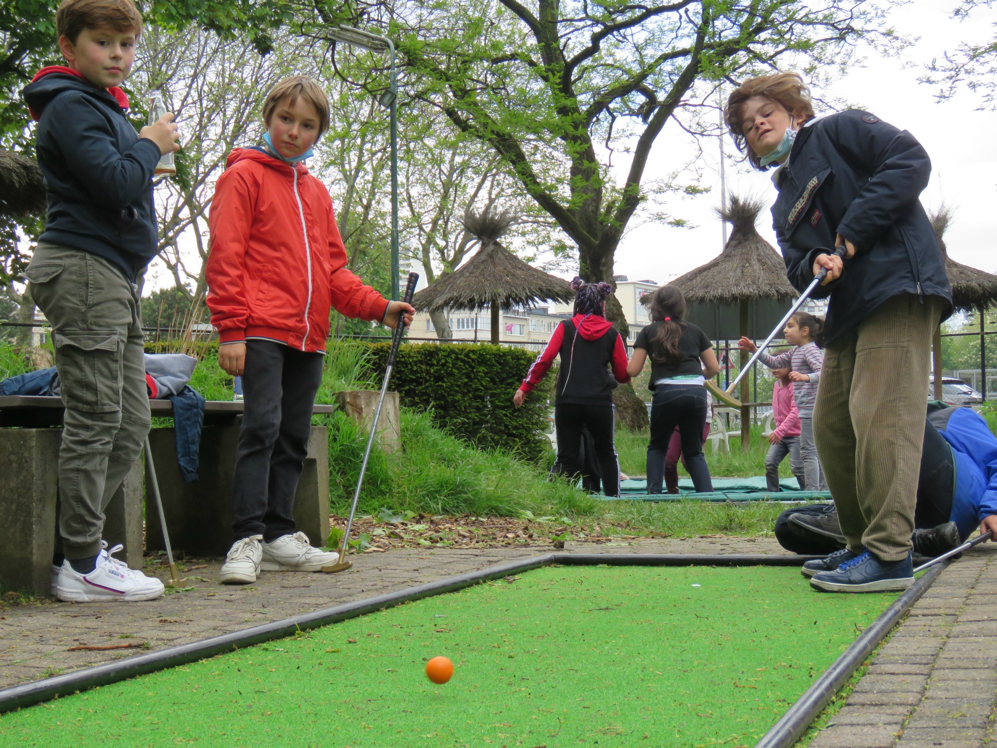 Eerste gezamenlijke activiteit vormelingen 2021 | Zoektocht en minigolf