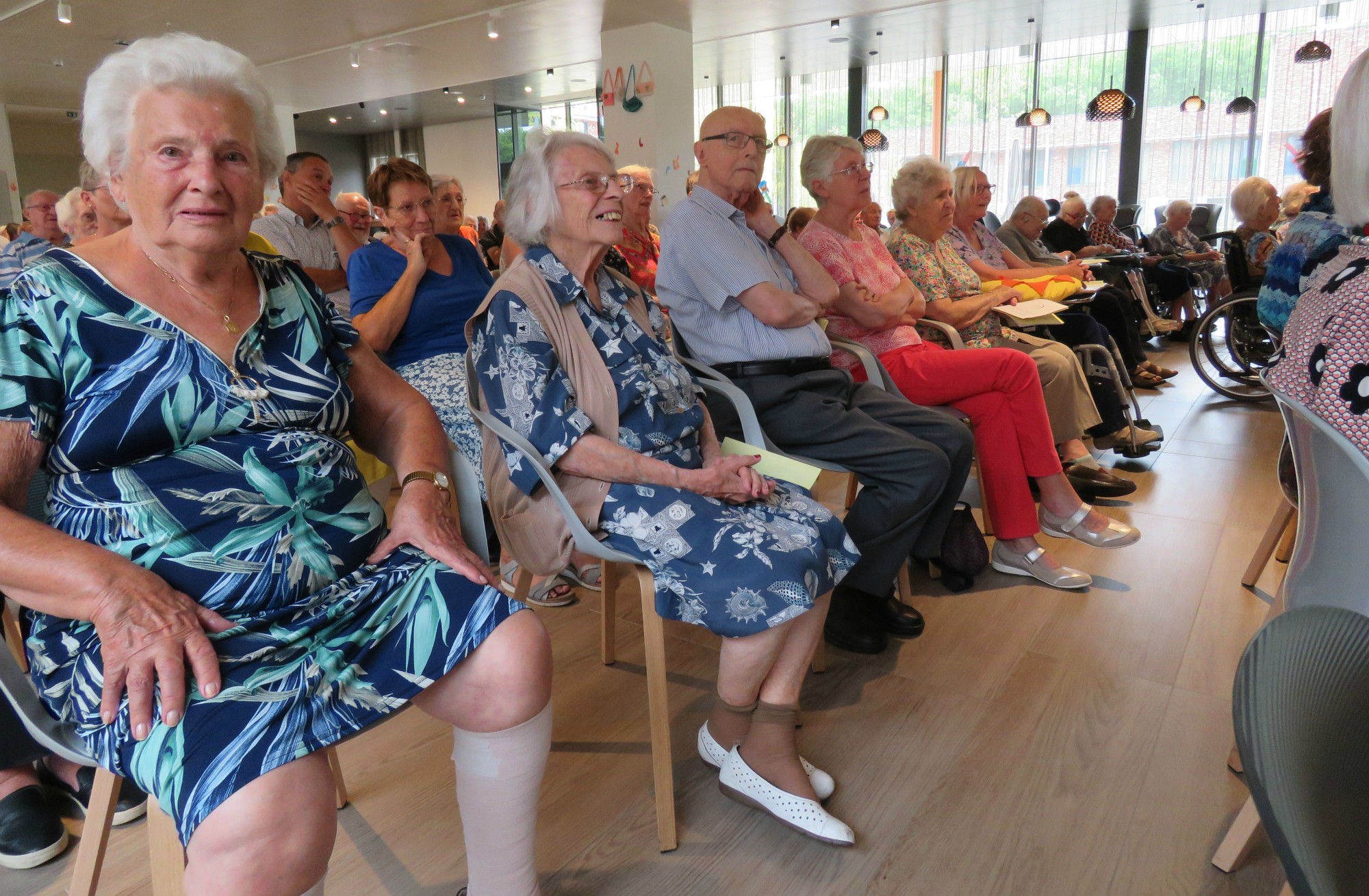 Openluchtviering - Moederdag - WZC Hof ter Schelde - Voorganger Paul Scheelen