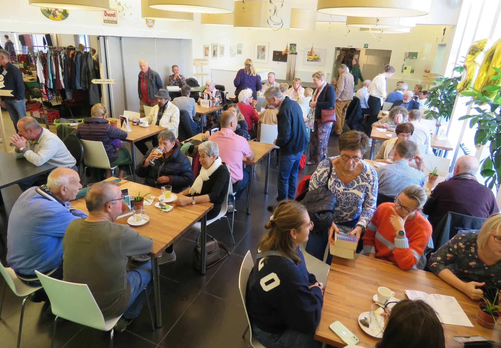 SAF 50 jaar | Zaterdag 1 oktober 2022 | Sfeerbeeld van de tearoom