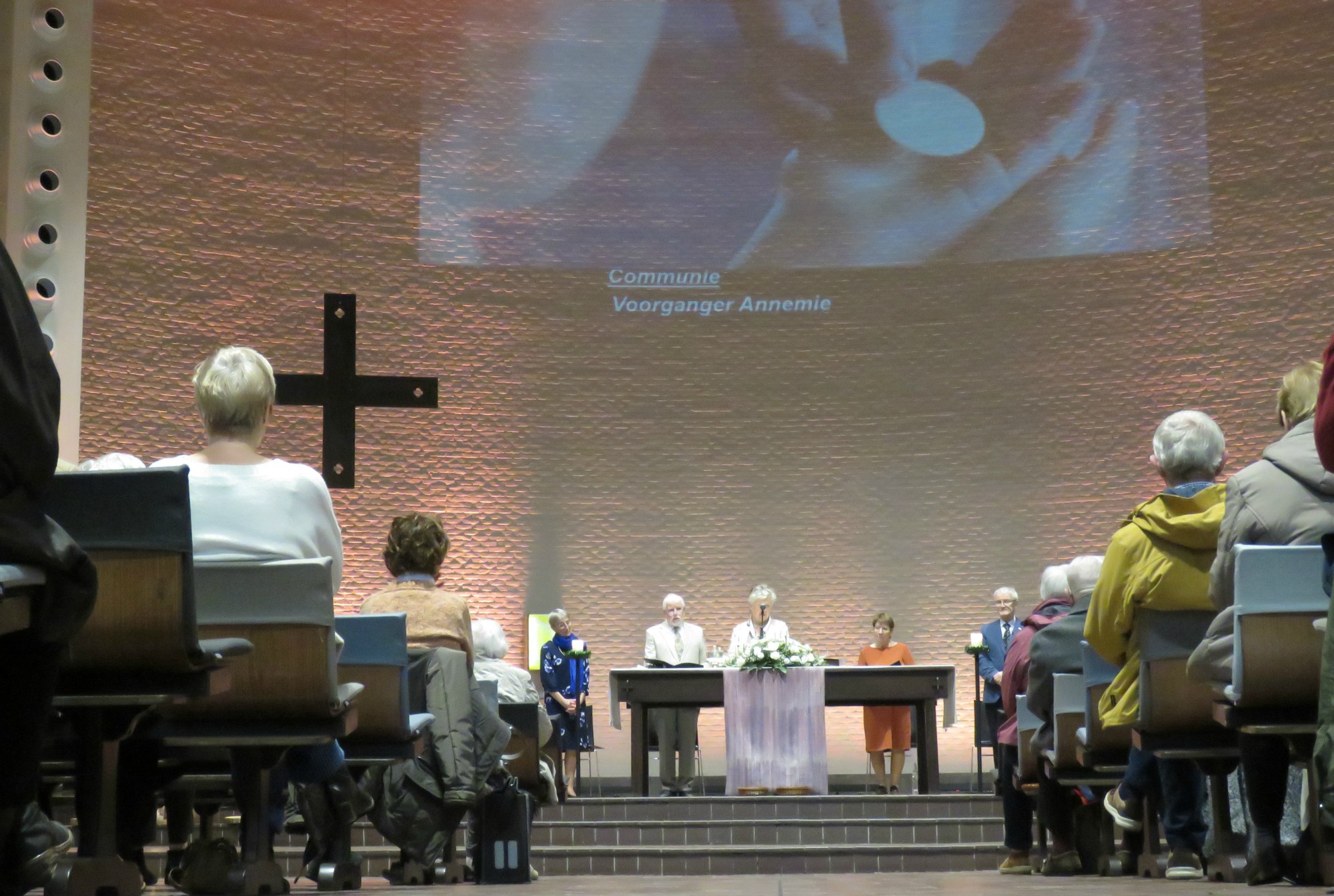 Engagementsviering op de eerste zondag van de advent | Sint-Anna-ten-Drieënkerk, Antwerpen Linkeroever