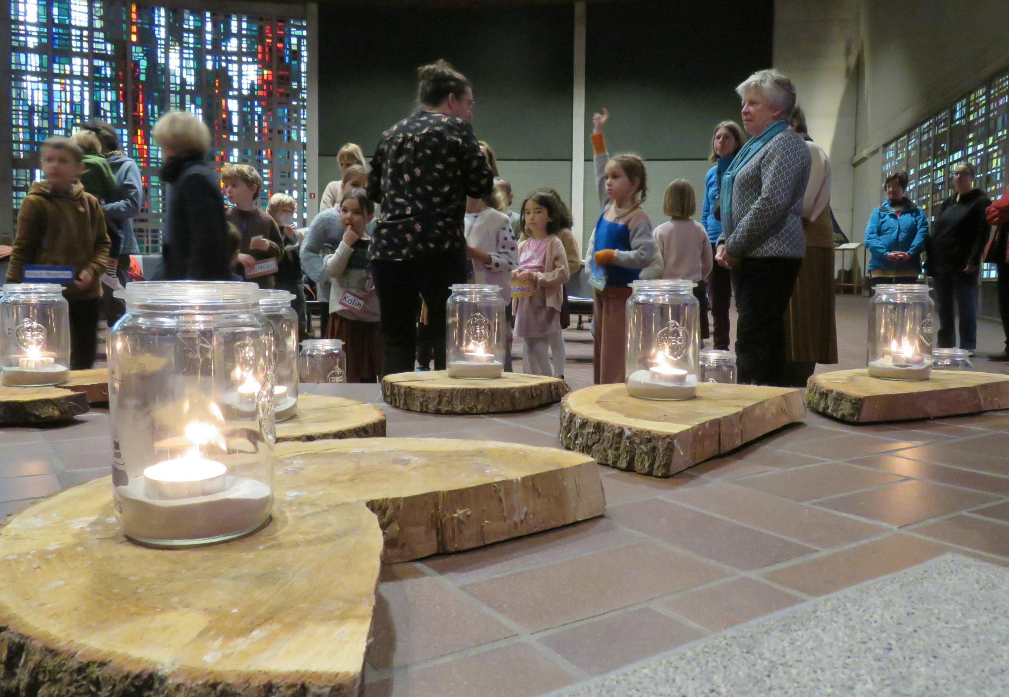 Catechesemoment 2 - Bezoek aan de kerk - Eerste communicanten 2023 - Sint-Anna-ten-Drieënkerk, Antwerpen Linkeroever