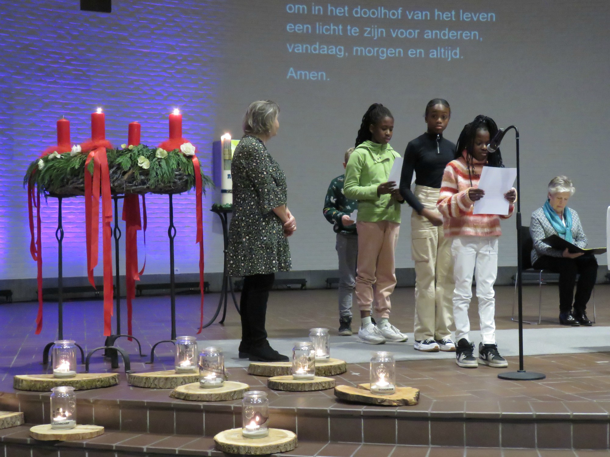 Wegwijzerviering - Advent - Eerste communicanten en vormelingen - Sint-Anna-ten-Drieënkerk