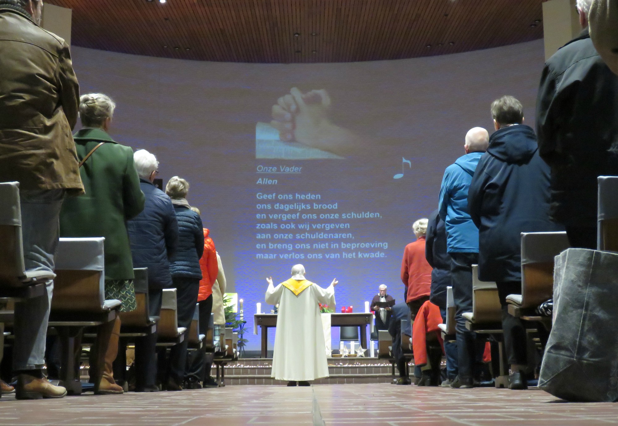 Het Onze Vader, gezongen samen met het Sint-Annakoor en Paul Scheelen