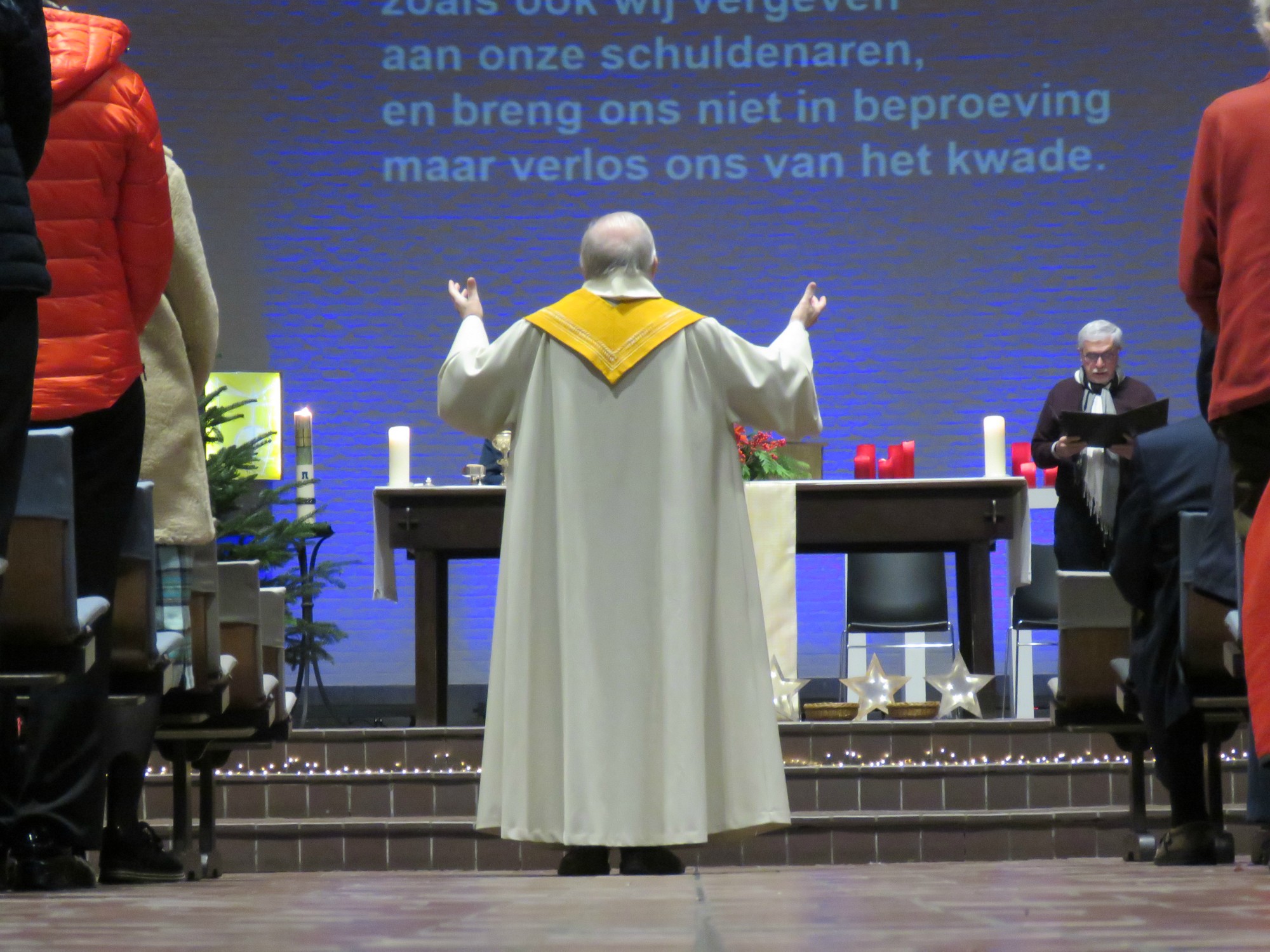 Het Onze Vader, gezongen samen met het Sint-Annakoor en Paul Scheelen