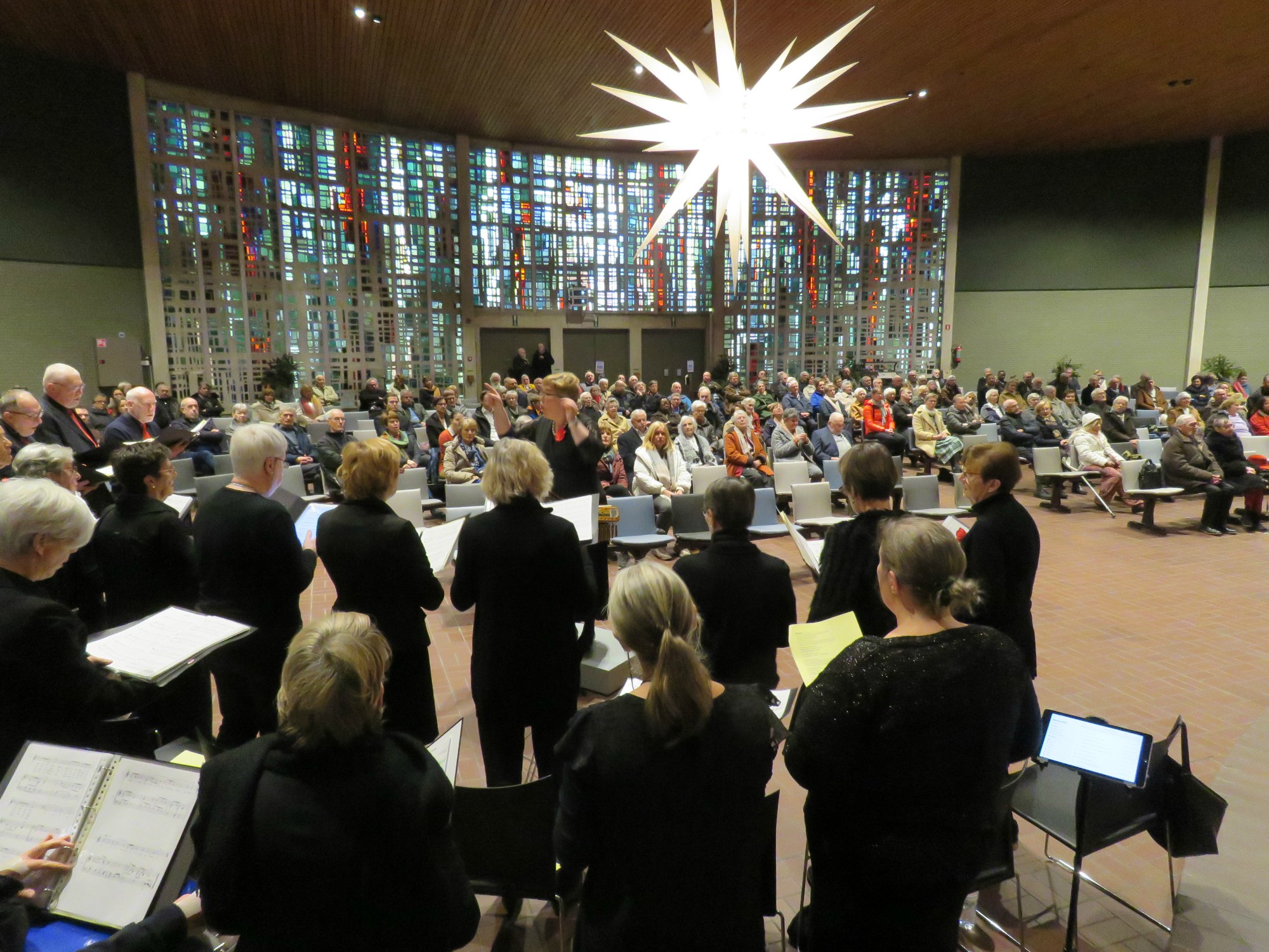 Het Sint-Annakoor o.l.v. Myriam Baert | Orgel Joannes Thuy