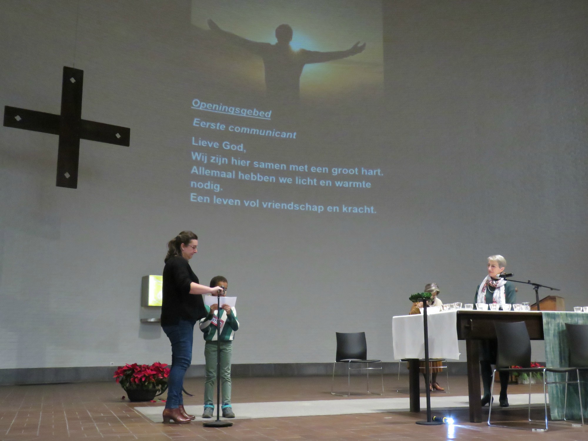 Openingsgebed door een eerste communicant