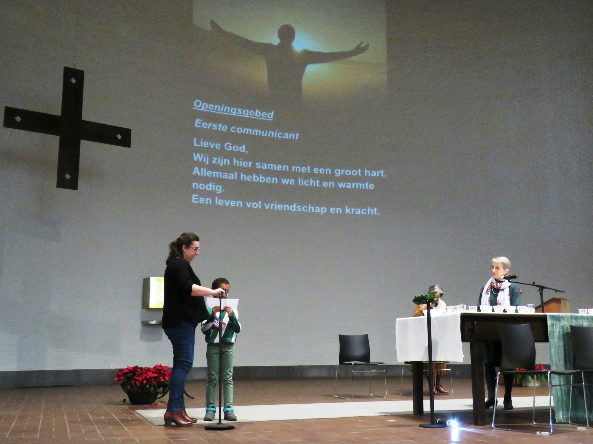 Openingsgebed door een eerste communicant