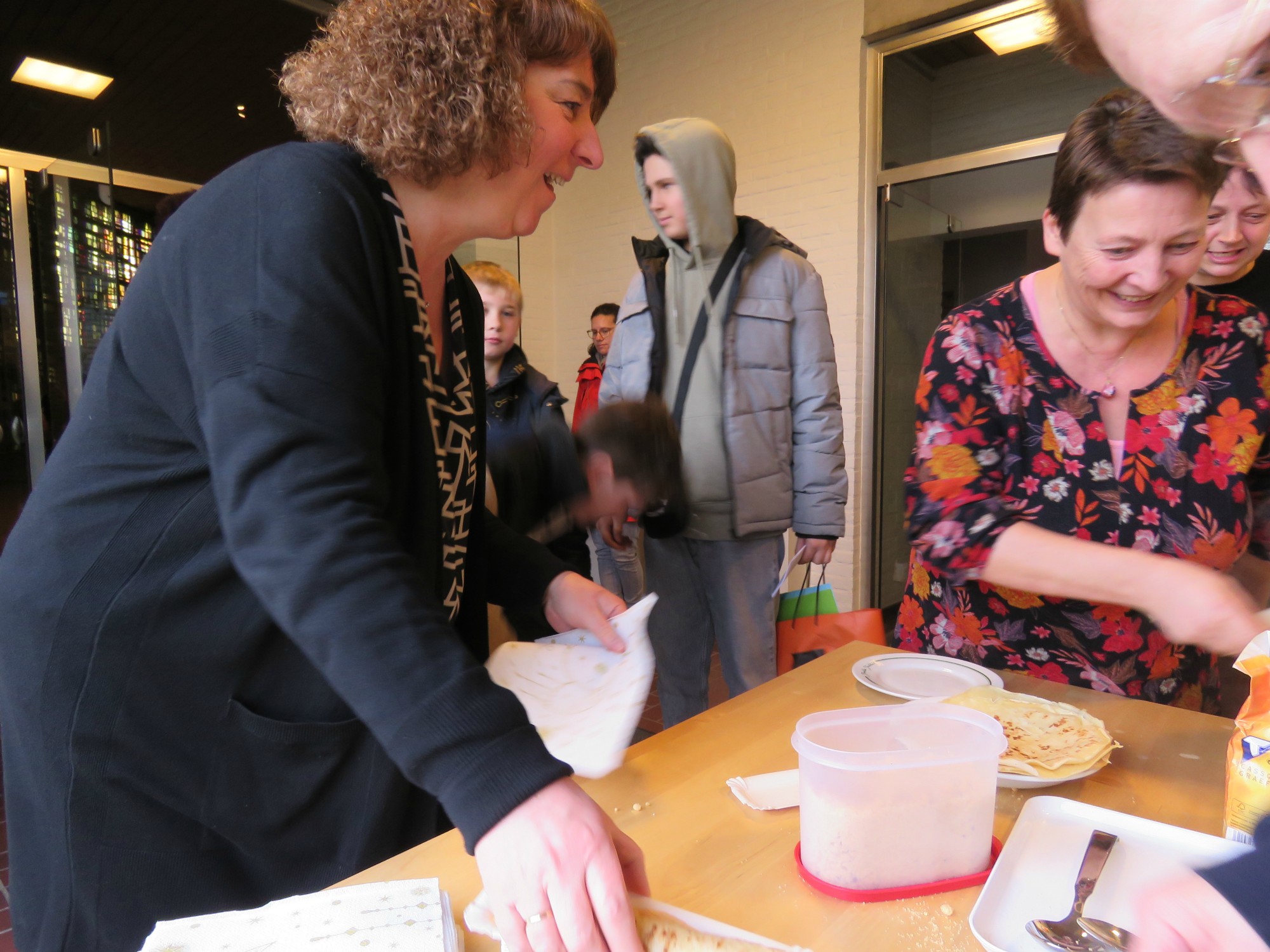 Pannenkoeken na de viering door Hilde, Veerle, Koen en Inge