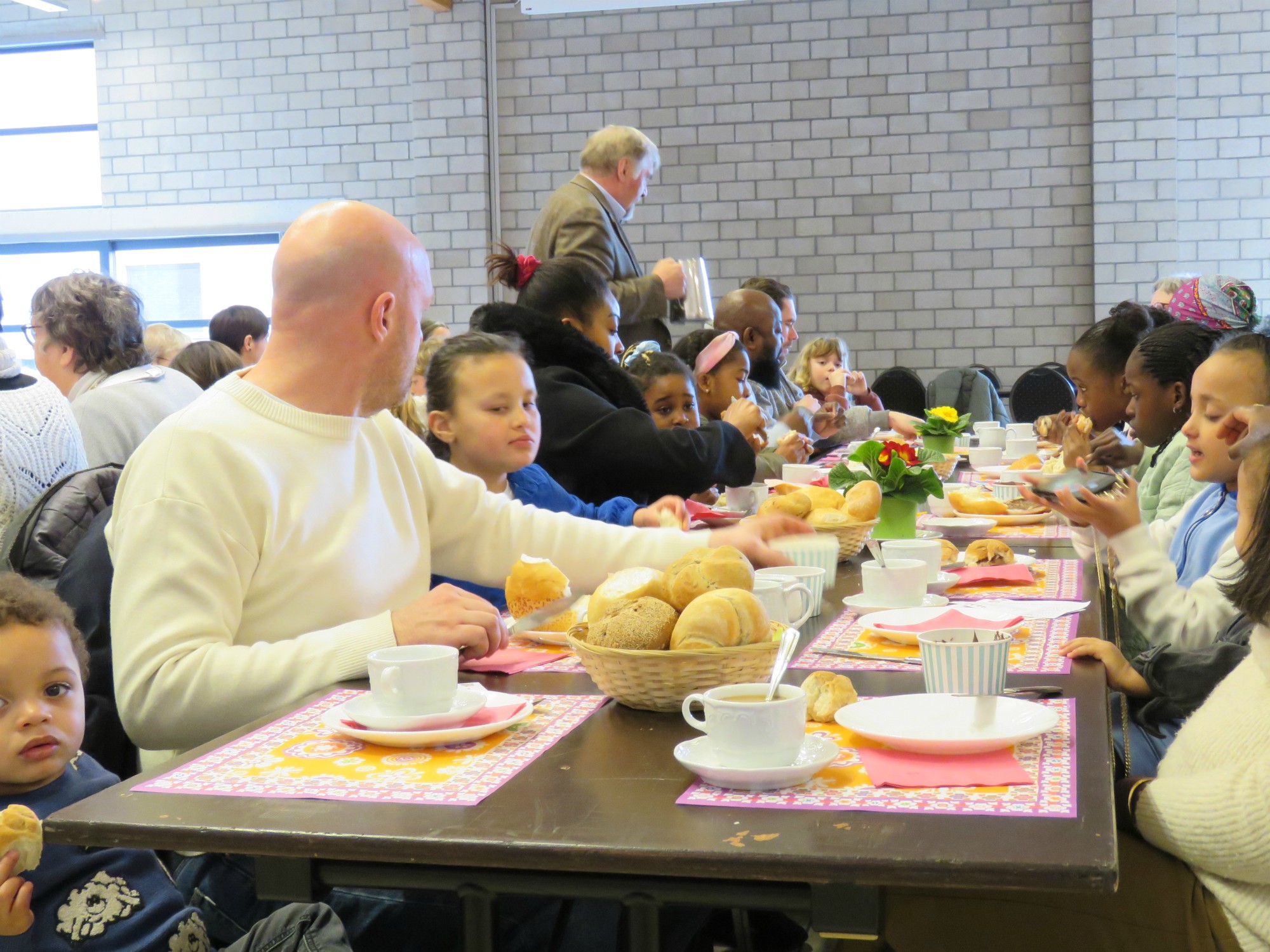 Catechesemoment 5 | Broodmaaltijd | Eerste communicanten 2023 | Sint-Anna-ten-Drieënparochie, Antwerpen Linkeroever