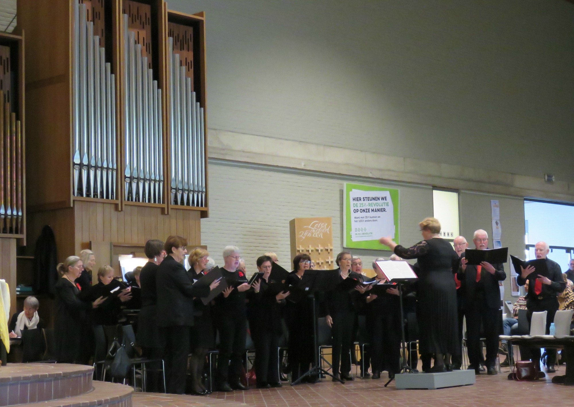 Pasen | Het Sint-Annakoor o.l.v. Myriam Baert, Joannes Thuy aan het orgel