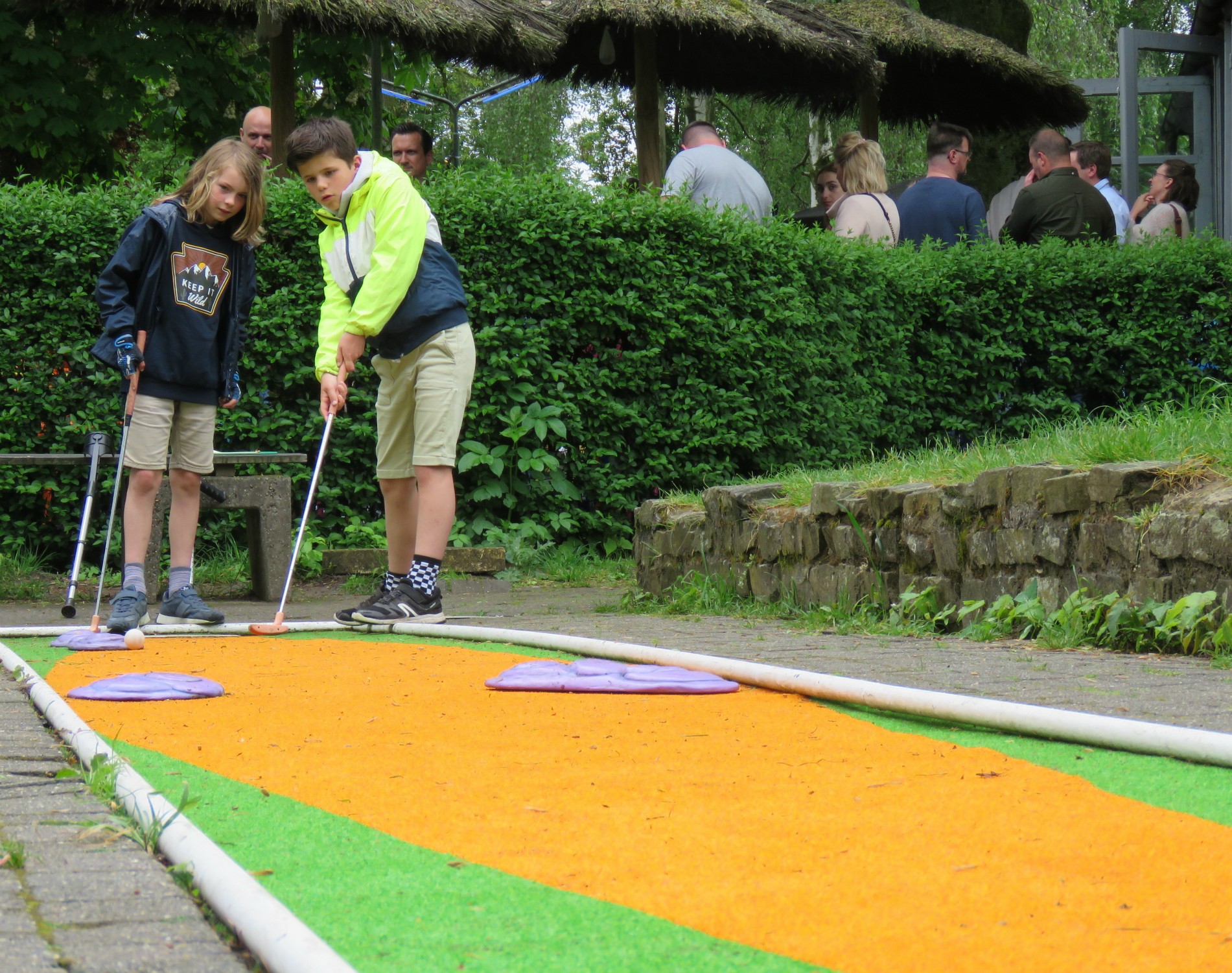 Afsluitdag - Minigolf met een hapje en een drankje