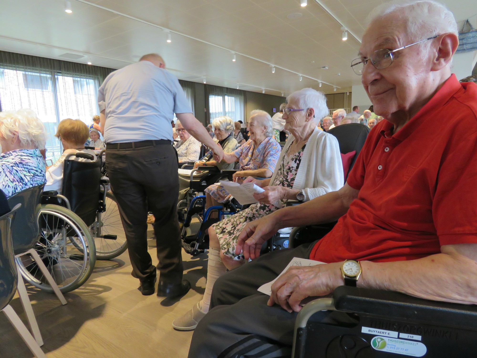 Moederdagviering | WZC Hof ter Schelde | Voorganger Paul Scheelen | Sint-Anna-ten-Drieënparochie, Antwerpen Linkeroever