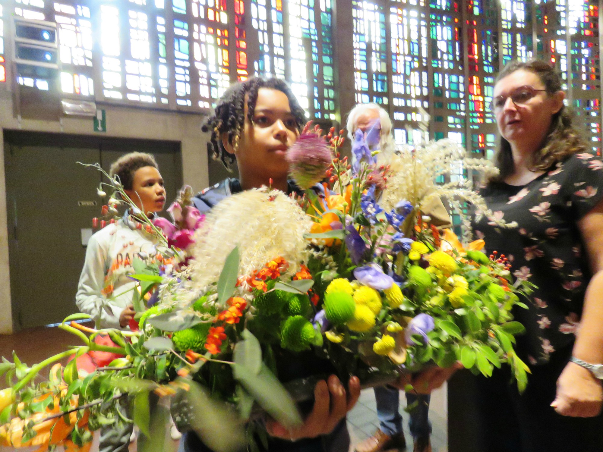 Wegwijzerviering - Aanbrengen van de offergaven