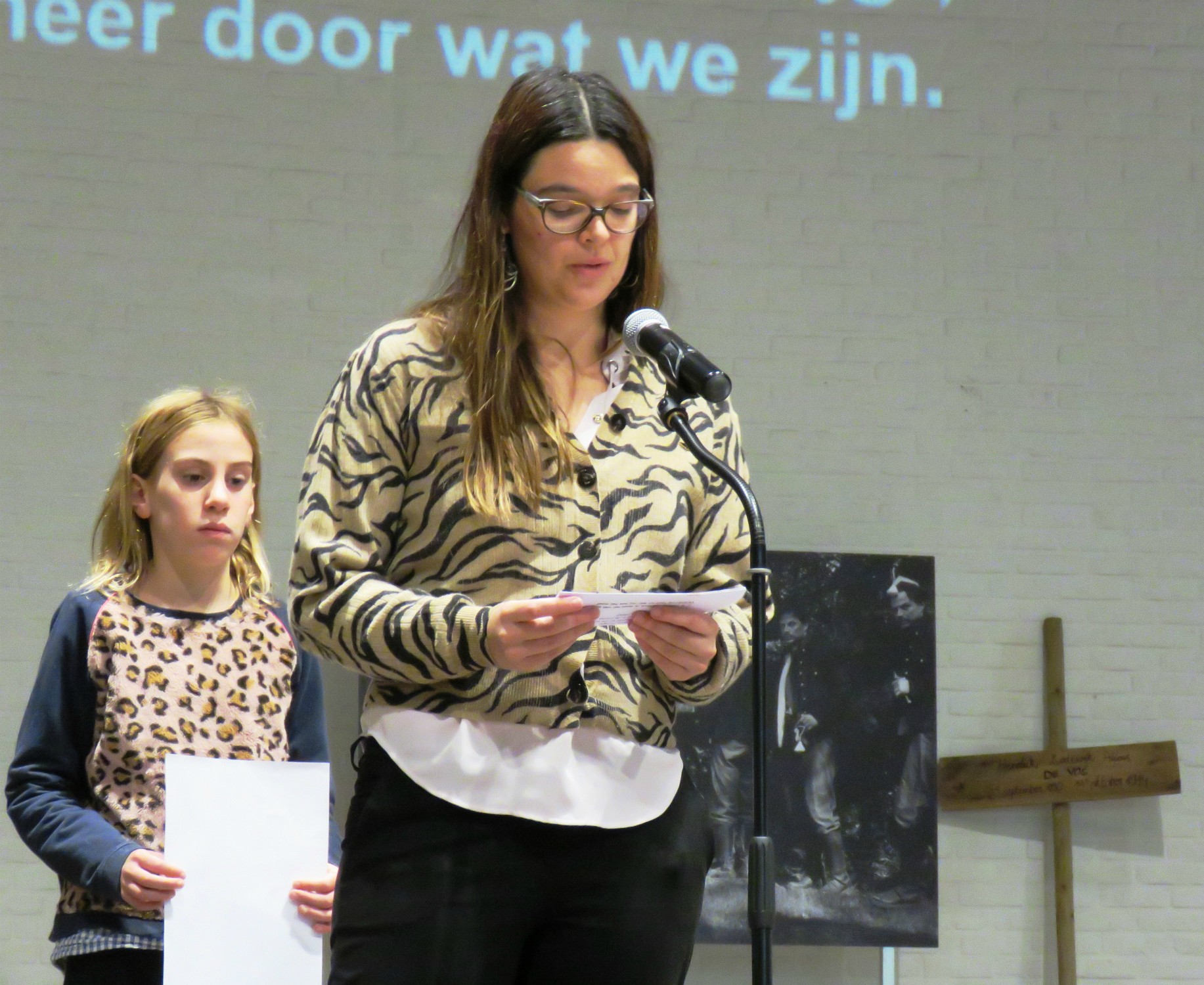 Wegwijzerviering - Gebed om ontferming door een mama, eerste communicant en vormeling