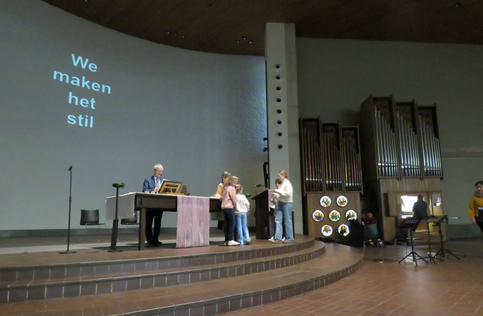 Catechesebijeenkomst 2 | Het kerkelijk jaar | Vormelingen 2024 | Sint-Anna-ten-Drieënkerk, Antwerpen Linkeroever