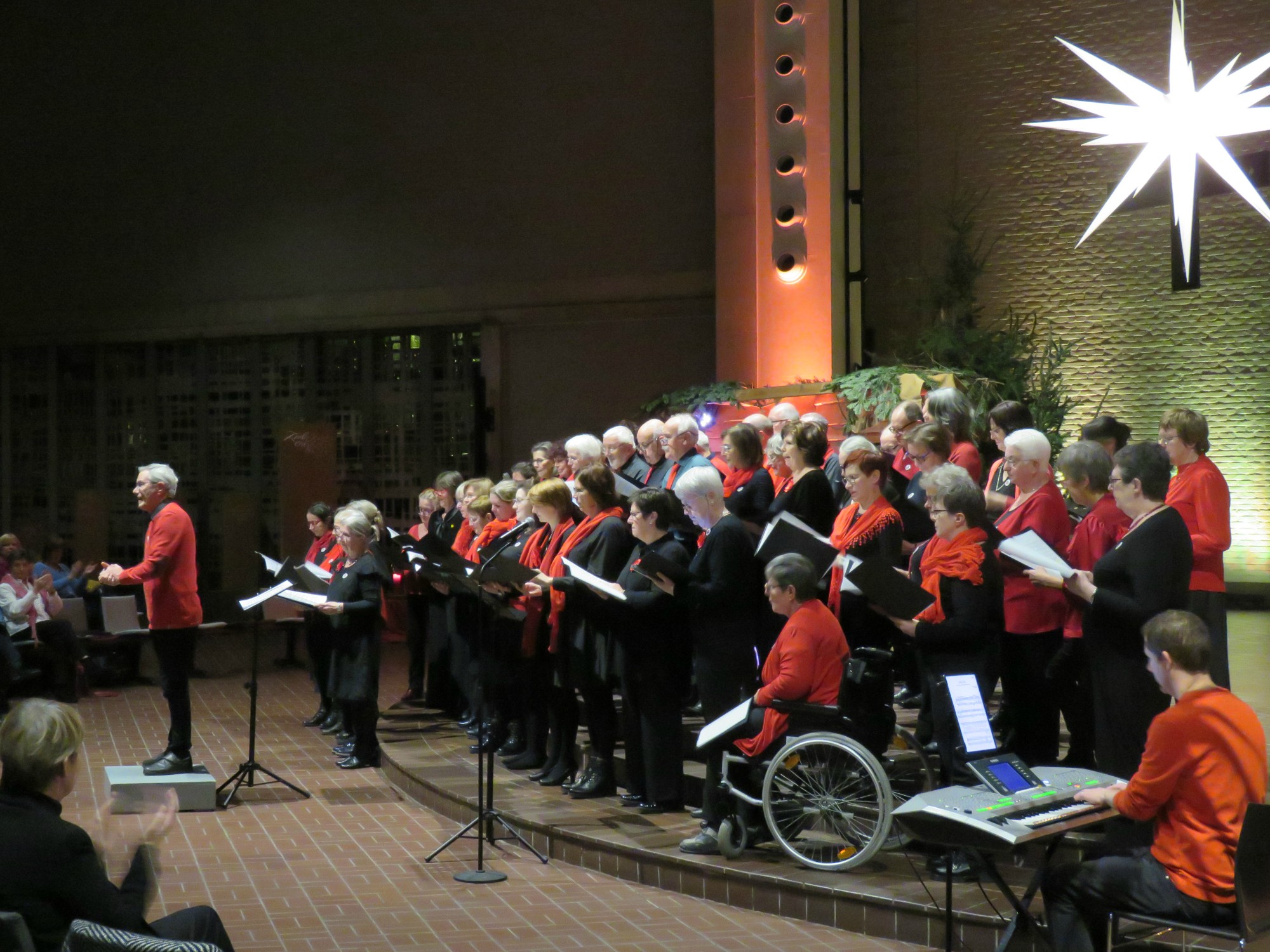 Meezing kerstconcert - Ortolaan - Klankjorum - Sint-Annakoor - Joannes Thuy - Myriam Baert - Sint-Anna-ten-Drieënkerk, Antwerpen Linkeroever