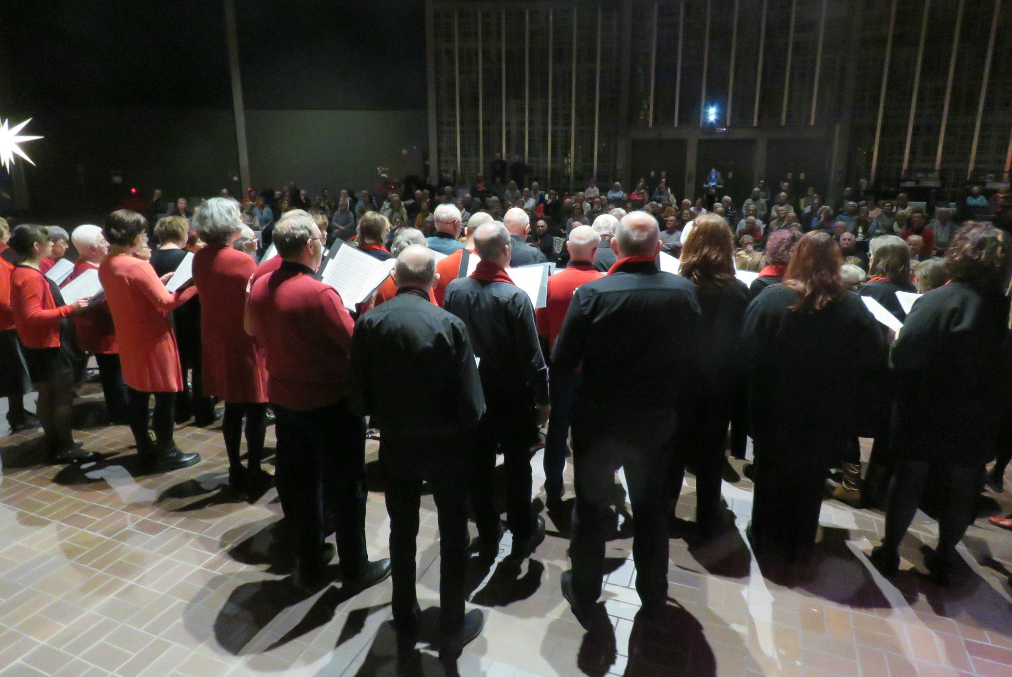 Meezing kerstconcert - Ortolaan - Klankjorum - Sint-Annakoor - Joannes Thuy - Myriam Baert - Sint-Anna-ten-Drieënkerk, Antwerpen Linkeroever