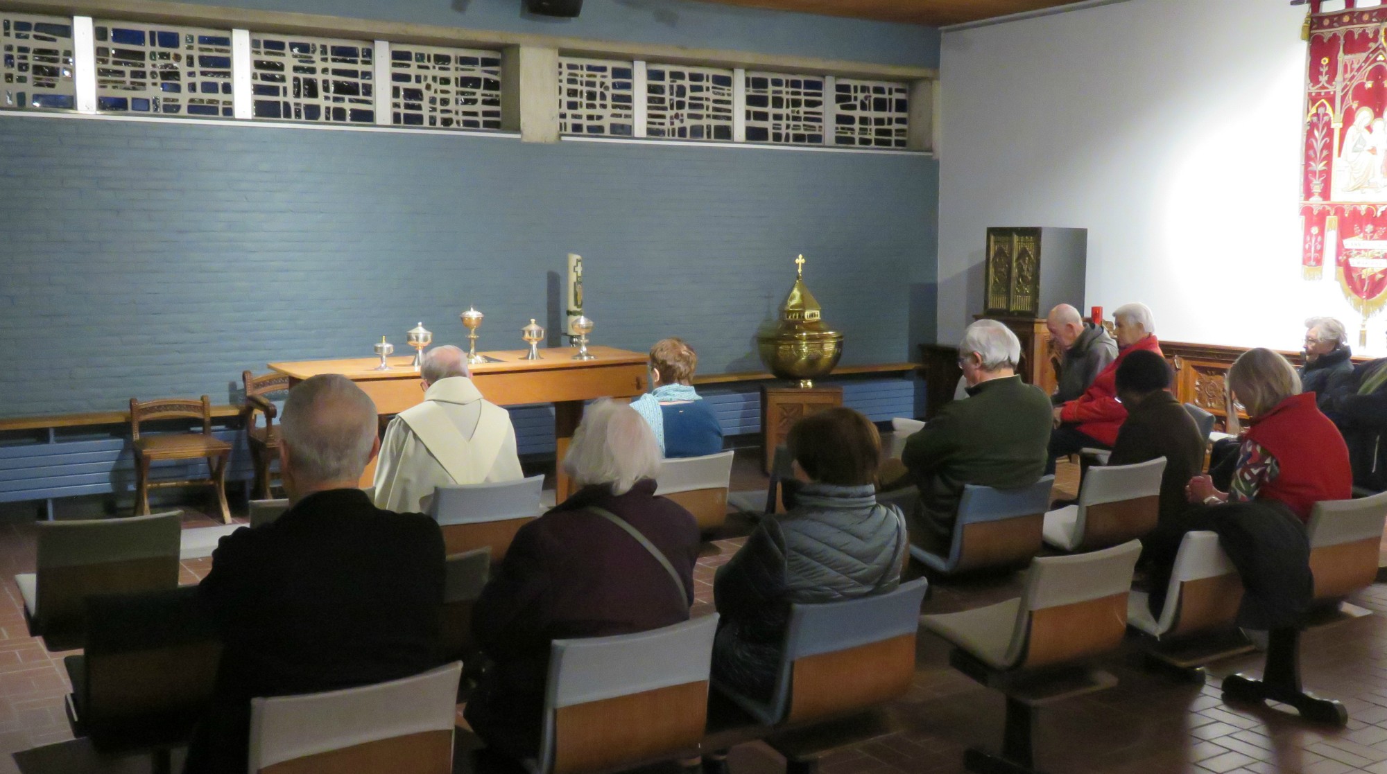 Witte Donderdag | Stille wake in de weekkapel met priester Paul Scheelen