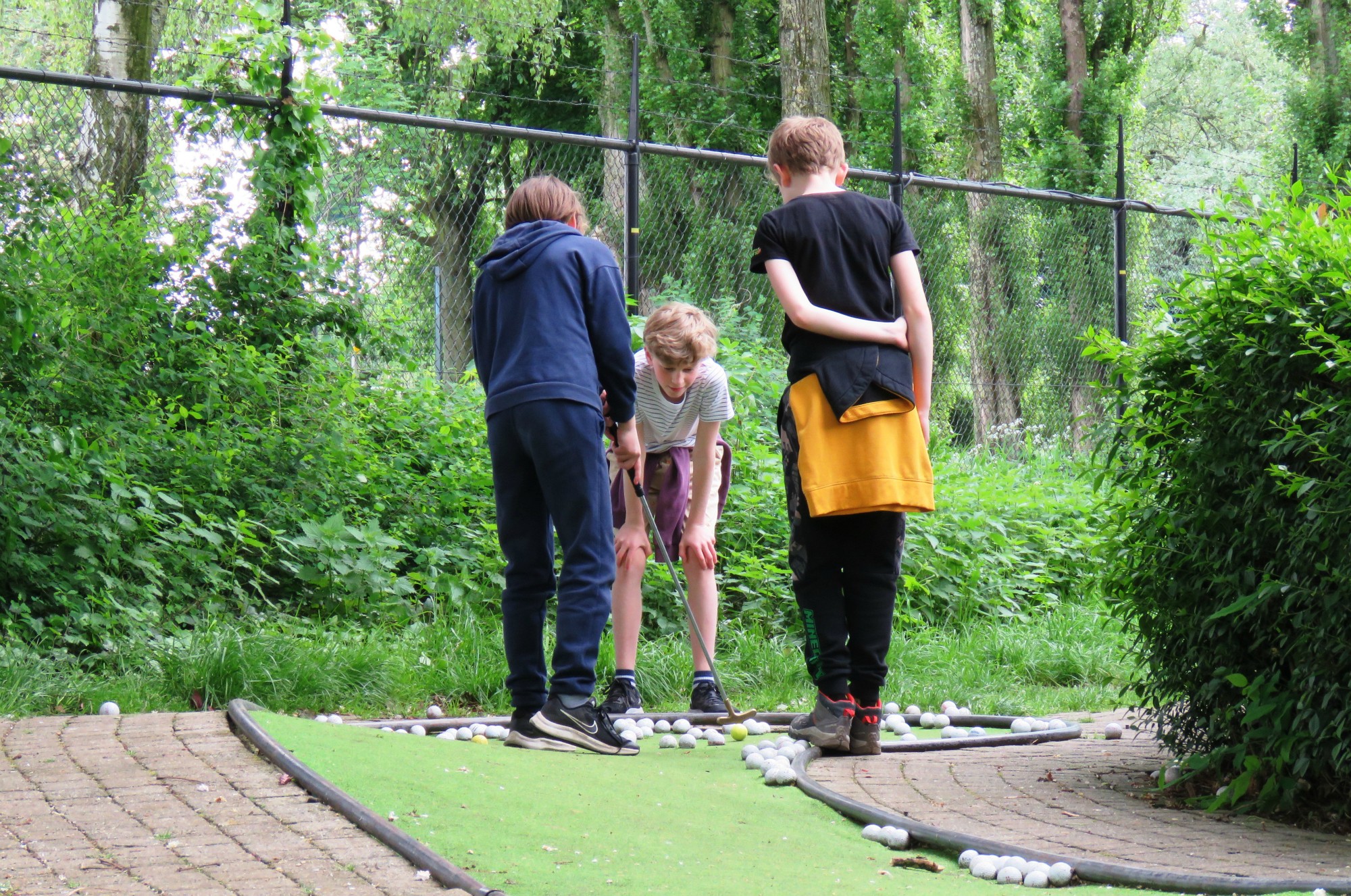 Afsluitdag vormelingen - Minigolf en iets eten en drinken