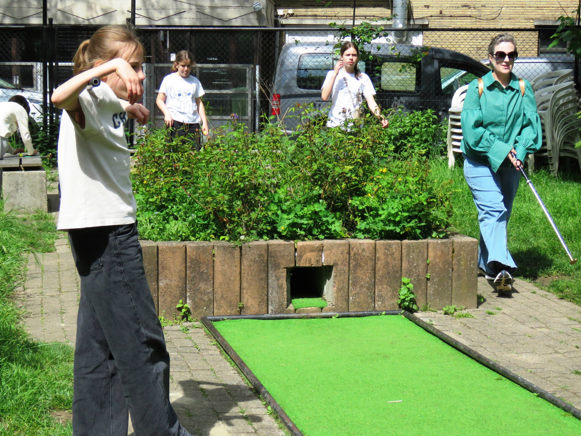 Afsluitdag vormelingen - Minigolf en iets eten en drinken