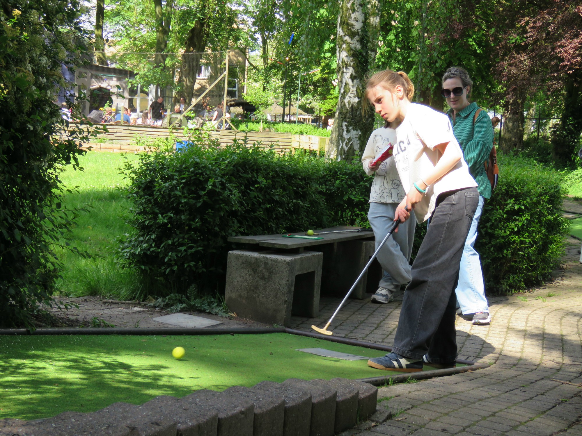 Afsluitdag vormelingen - Minigolf en iets eten en drinken