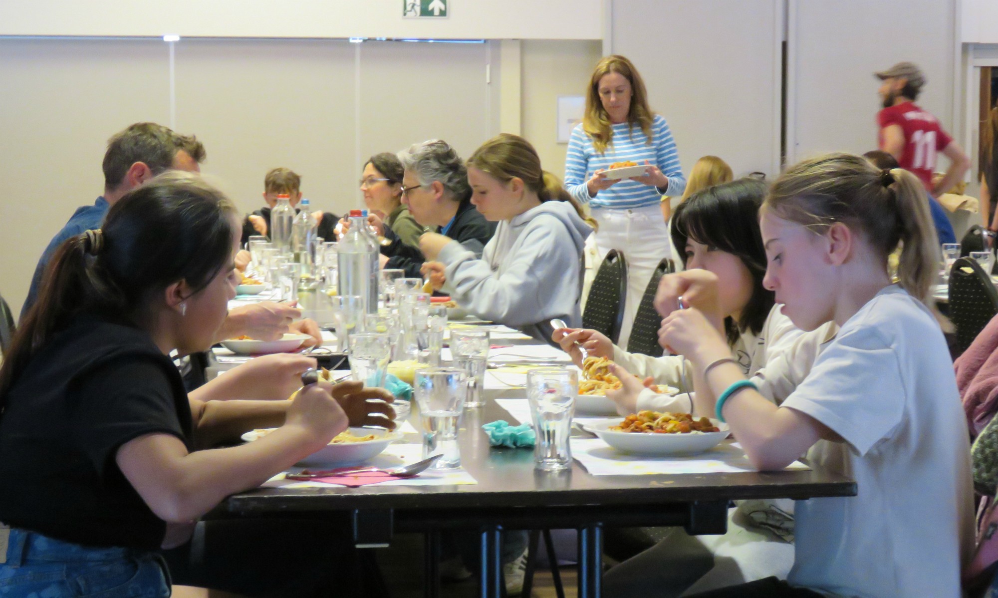 Afsluitdag vormelingen 2024 - Spaghetti-avond in het Sint-Anneke Centrum