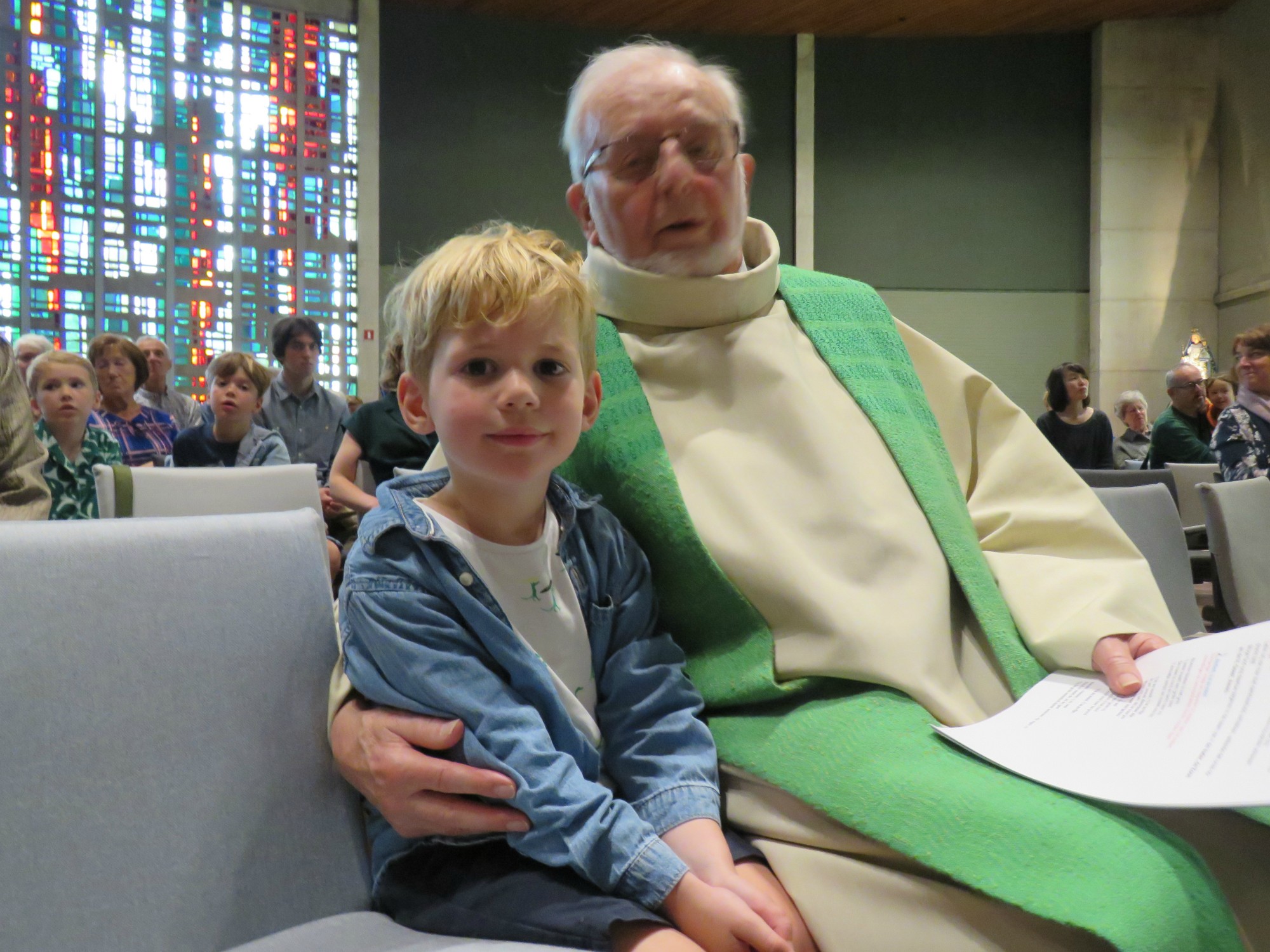 Dankviering | Eerste communicanten + Vormelingen | Paul Scheelen 85 jaar - 60 jaar priester | Sint-Anna-ten-Drieënparochie, Antwerpen Linkeroever