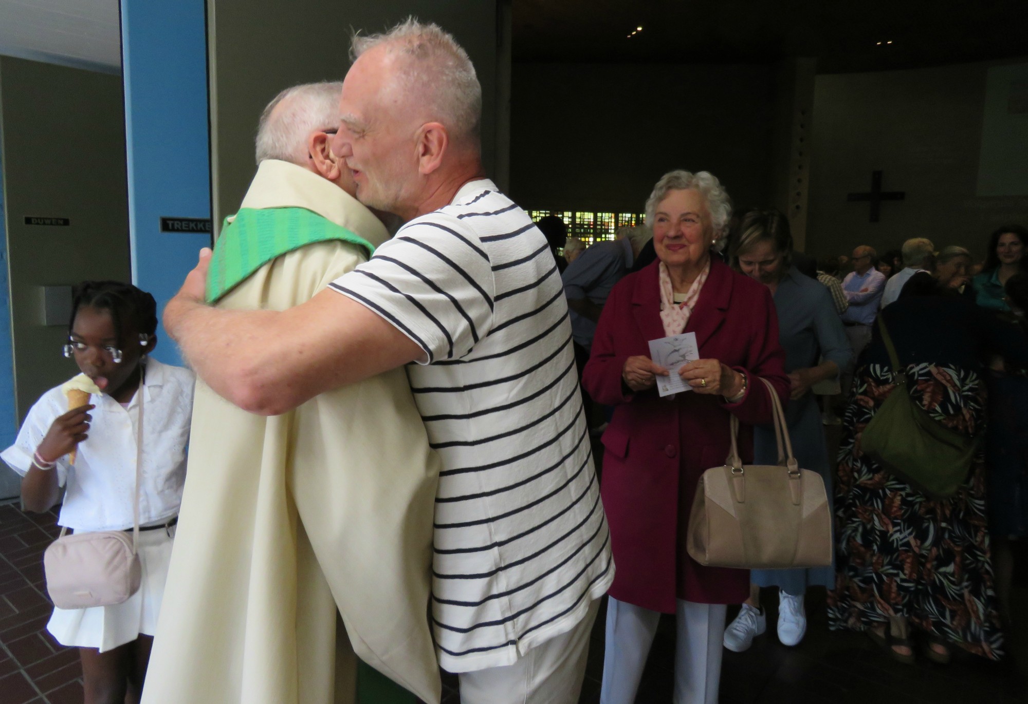 Heel voor gelukwensen voor priester Paul Scheelen met zijn 85e verjaardag en 60 jarige priesterschap