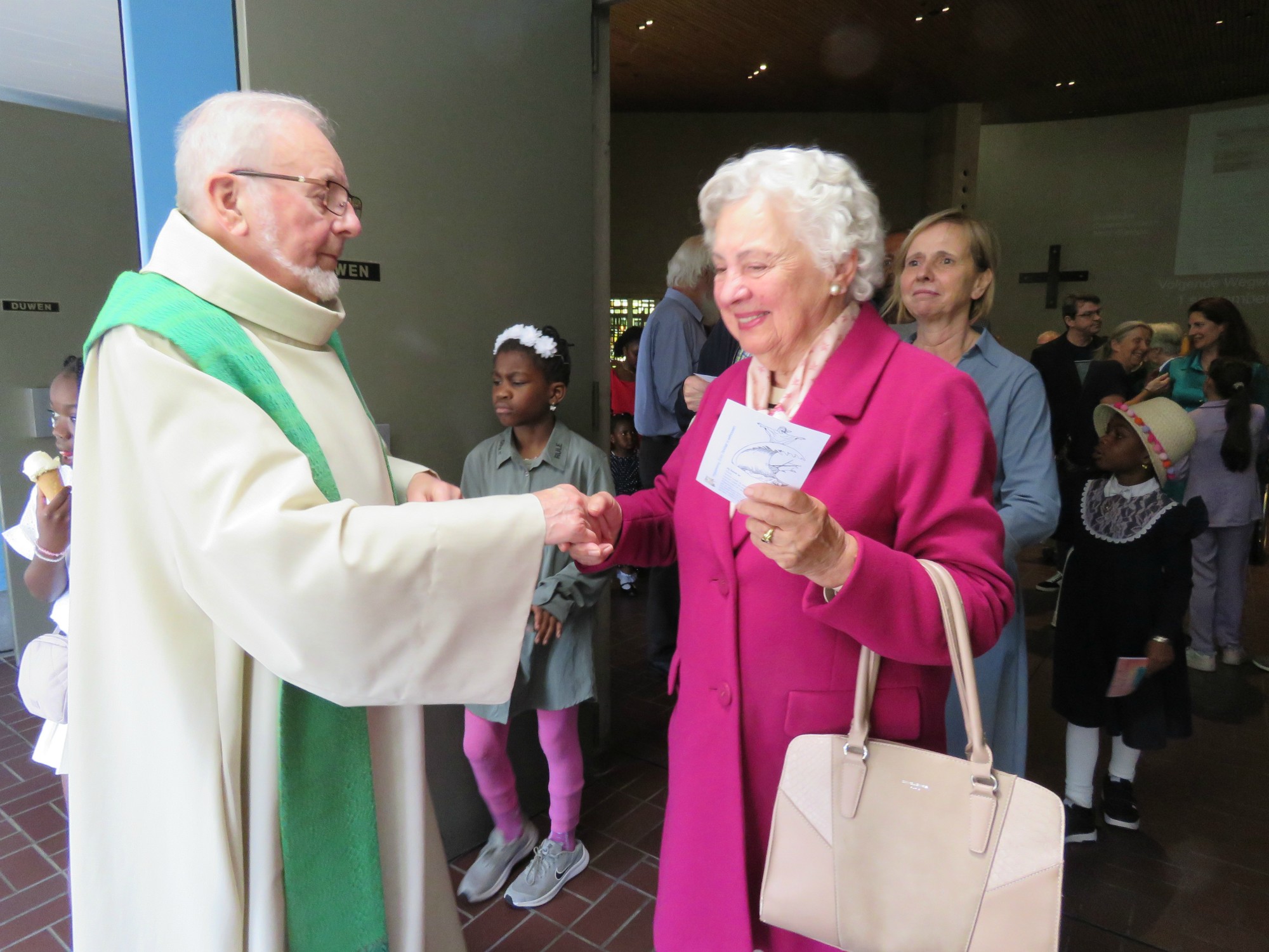 Dankviering | Eerste communicanten + Vormelingen | Paul Scheelen 85 jaar - 60 jaar priester | Sint-Anna-ten-Drieënparochie, Antwerpen Linkeroever