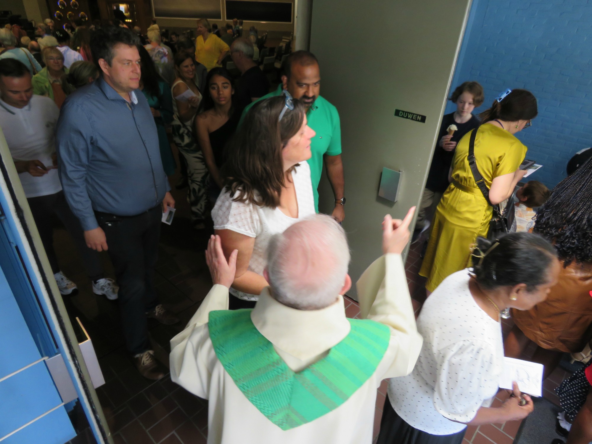 Dankviering | Eerste communicanten + Vormelingen | Paul Scheelen 85 jaar - 60 jaar priester | Sint-Anna-ten-Drieënparochie, Antwerpen Linkeroever