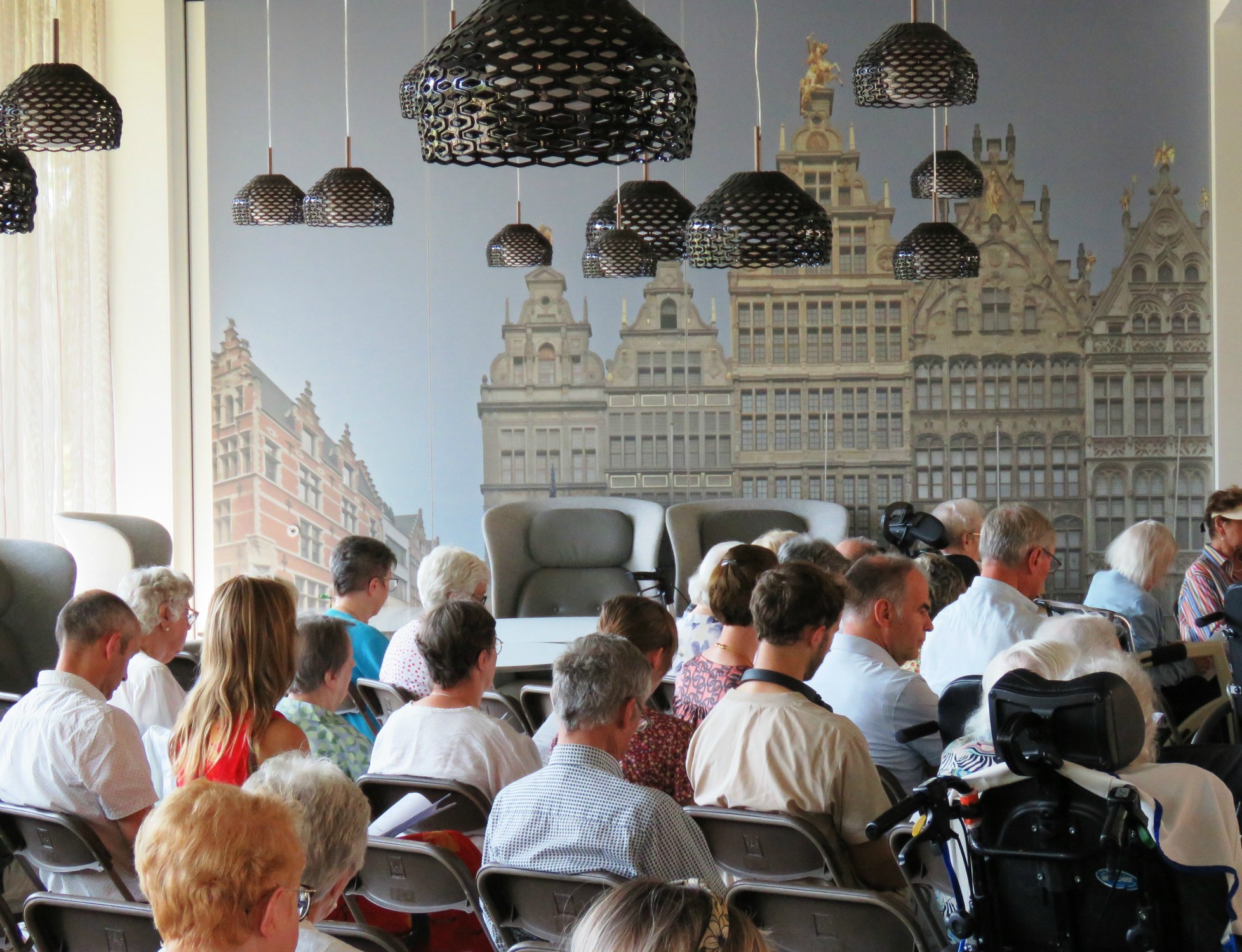 Moederdagviering | WZC Hof ter Schelde | Onze-Lieve-Vrouw Hemelvaart | Sint-Anna-ten-Drieënparochie, Antwerpen Linkeroever