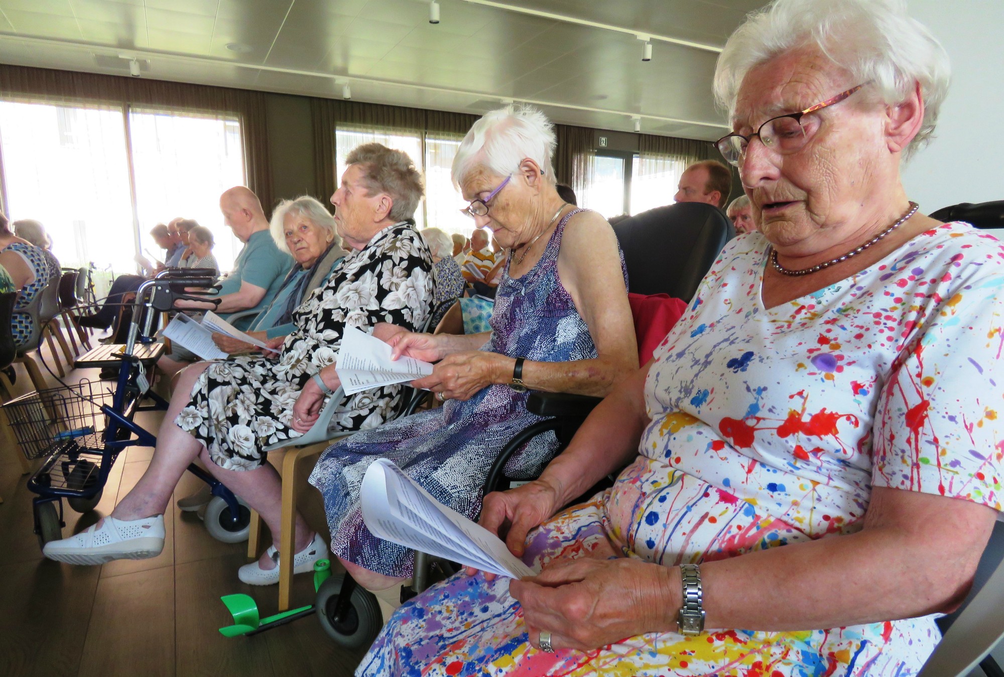 Moederdagviering | WZC Hof ter Schelde | Onze-Lieve-Vrouw Hemelvaart | Sint-Anna-ten-Drieënparochie, Antwerpen Linkeroever