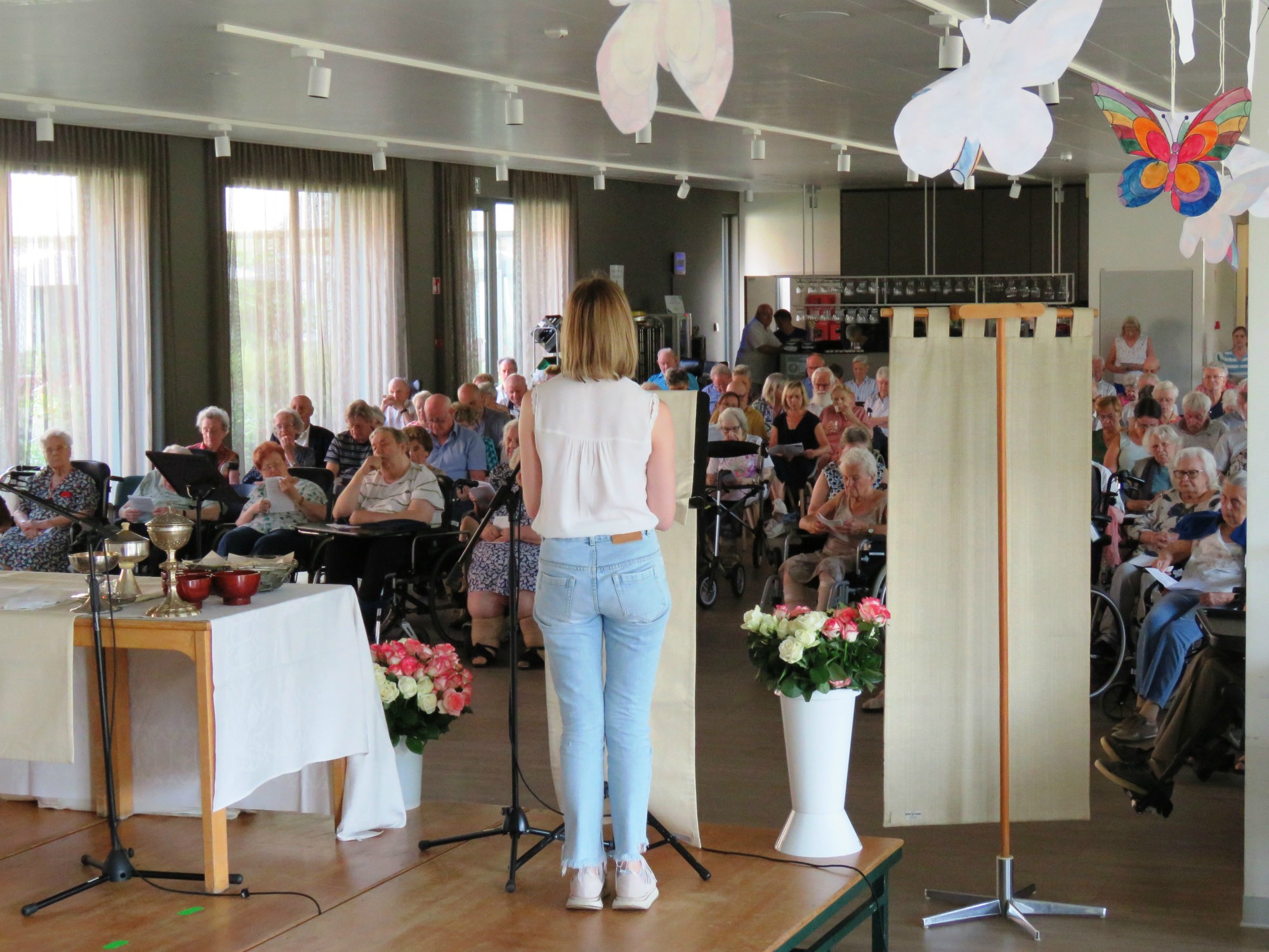 Moederdagviering | WZC Hof ter Schelde | Onze-Lieve-Vrouw Hemelvaart | Sint-Anna-ten-Drieënparochie, Antwerpen Linkeroever