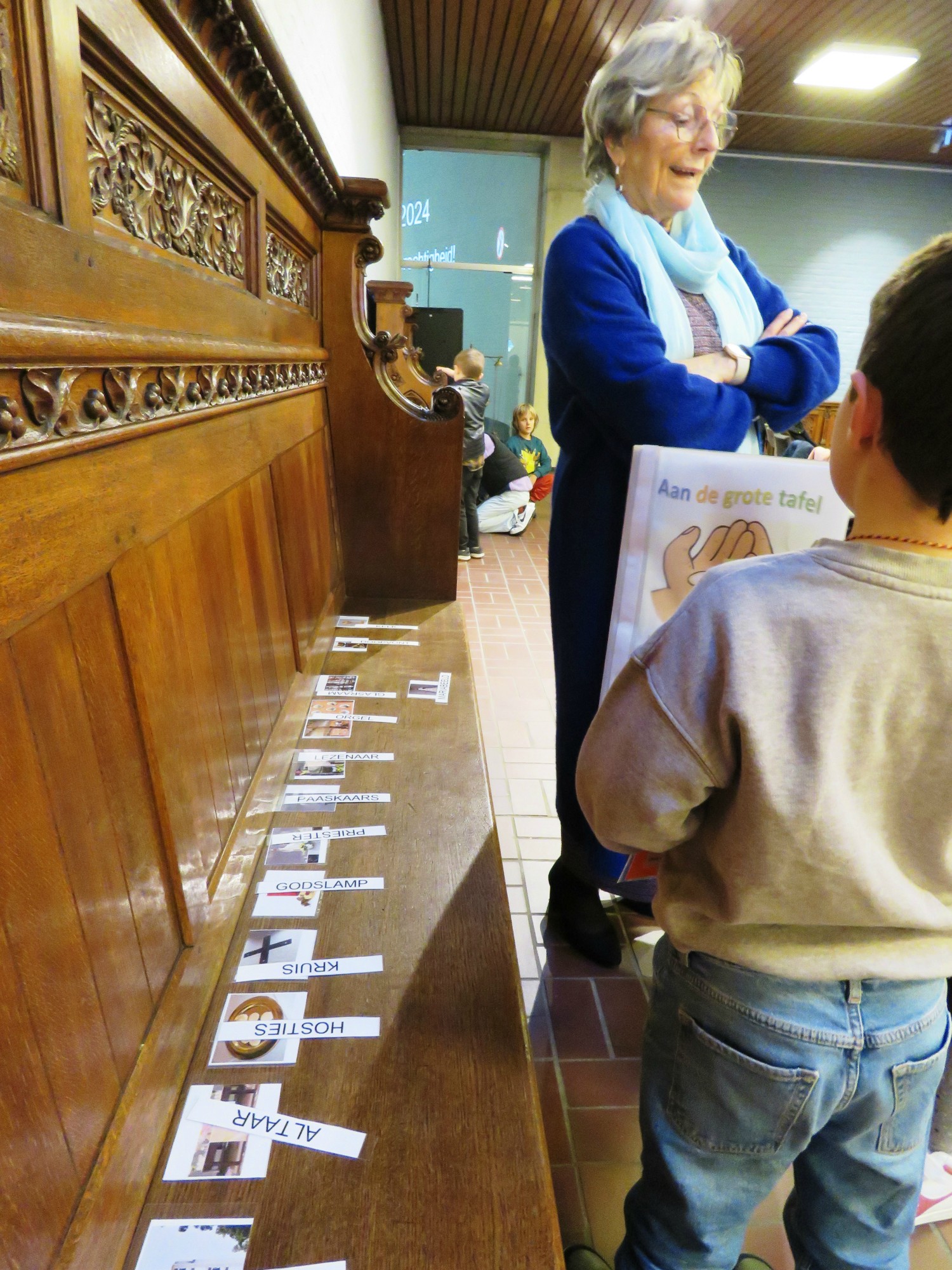 Catechesemoment 2 - Wat kan je allemaal vinden in de kerk... soms met moeilijke woorden