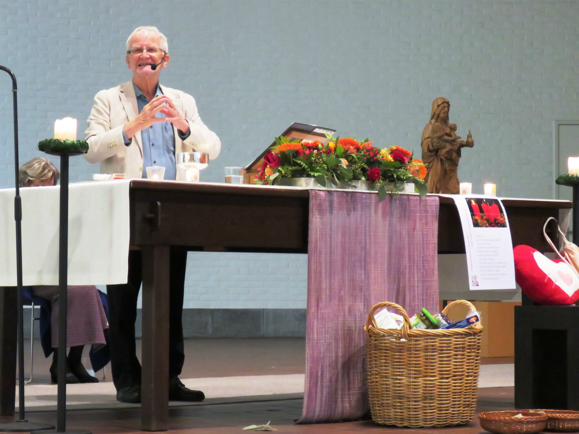 Wegwijzerviering | Eerste zondag advent | Sint-Anna-ten-Drieënkerk, Antwerpen Linkeroever | Vormelingen en eerste communicanten